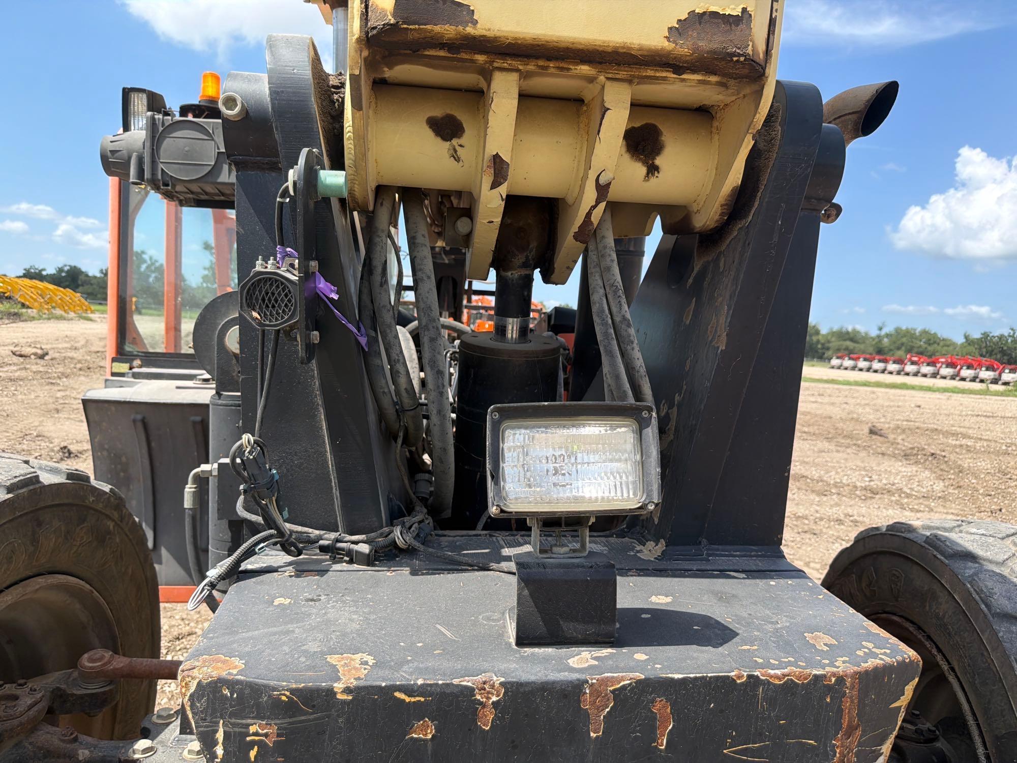 2013 JLG G12-55A