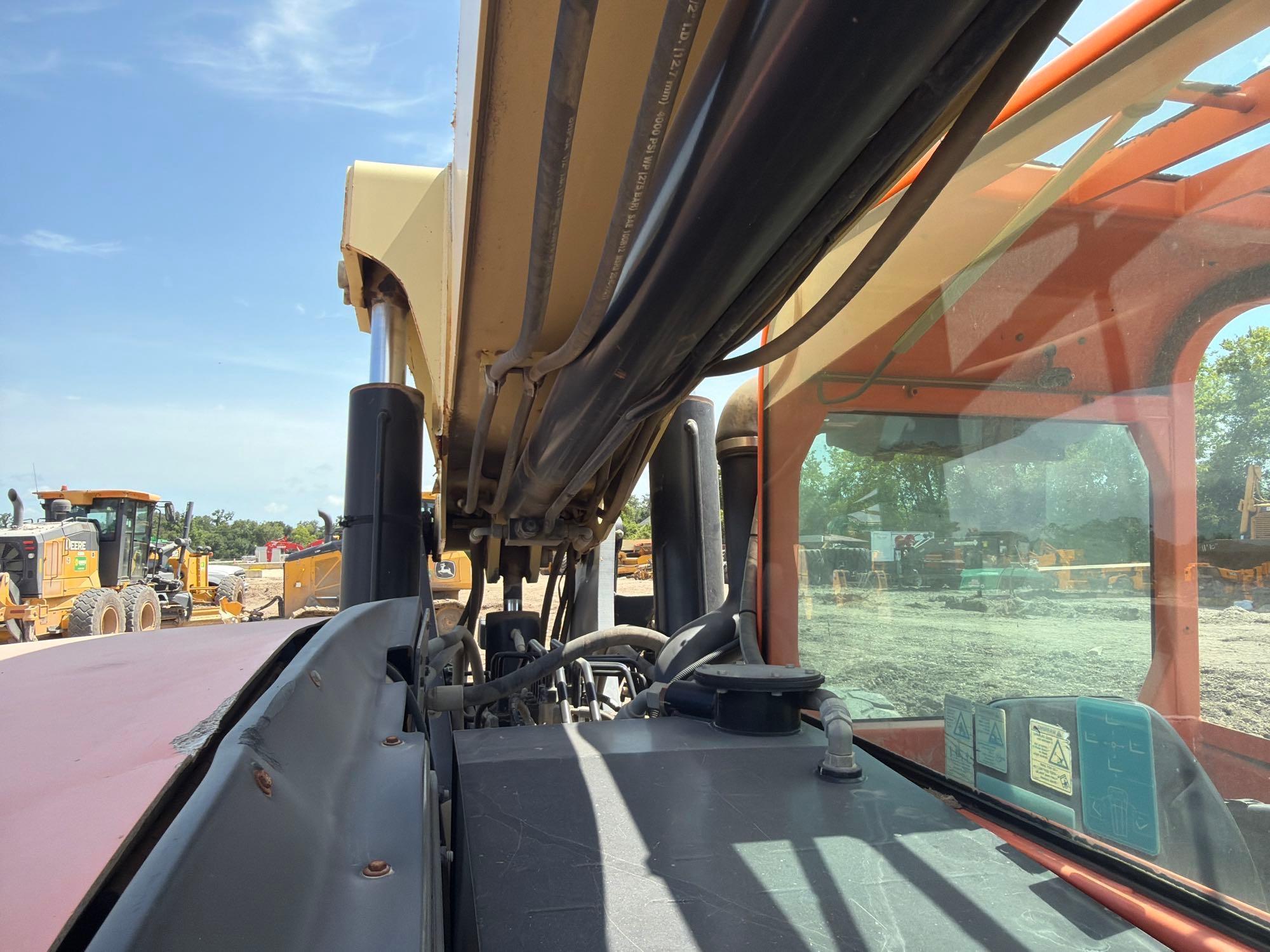 2013 JLG G12-55A