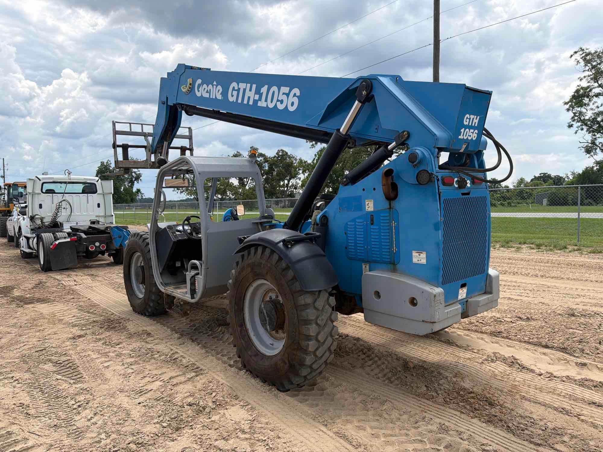 2014 Genie GTH1056