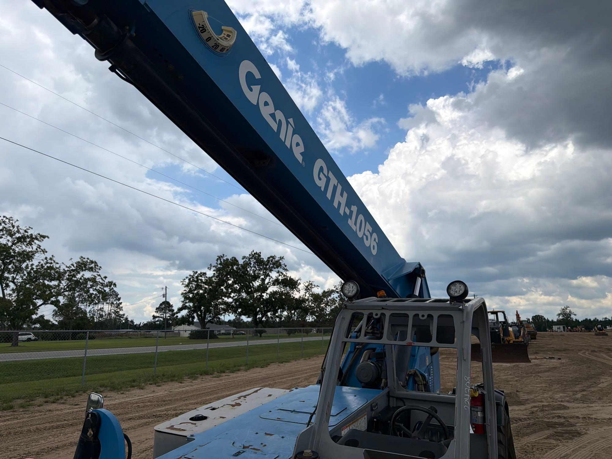 2014 Genie GTH1056