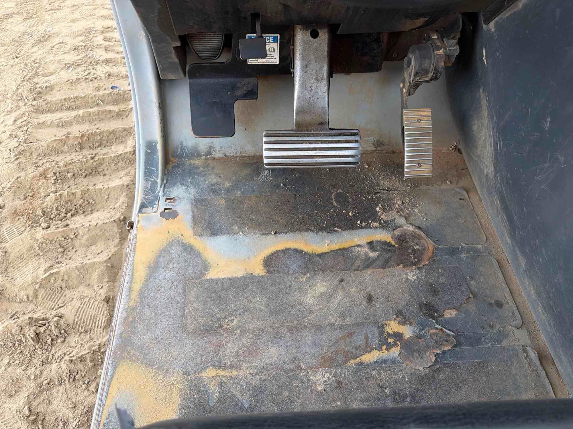 2014 Genie GTH1056