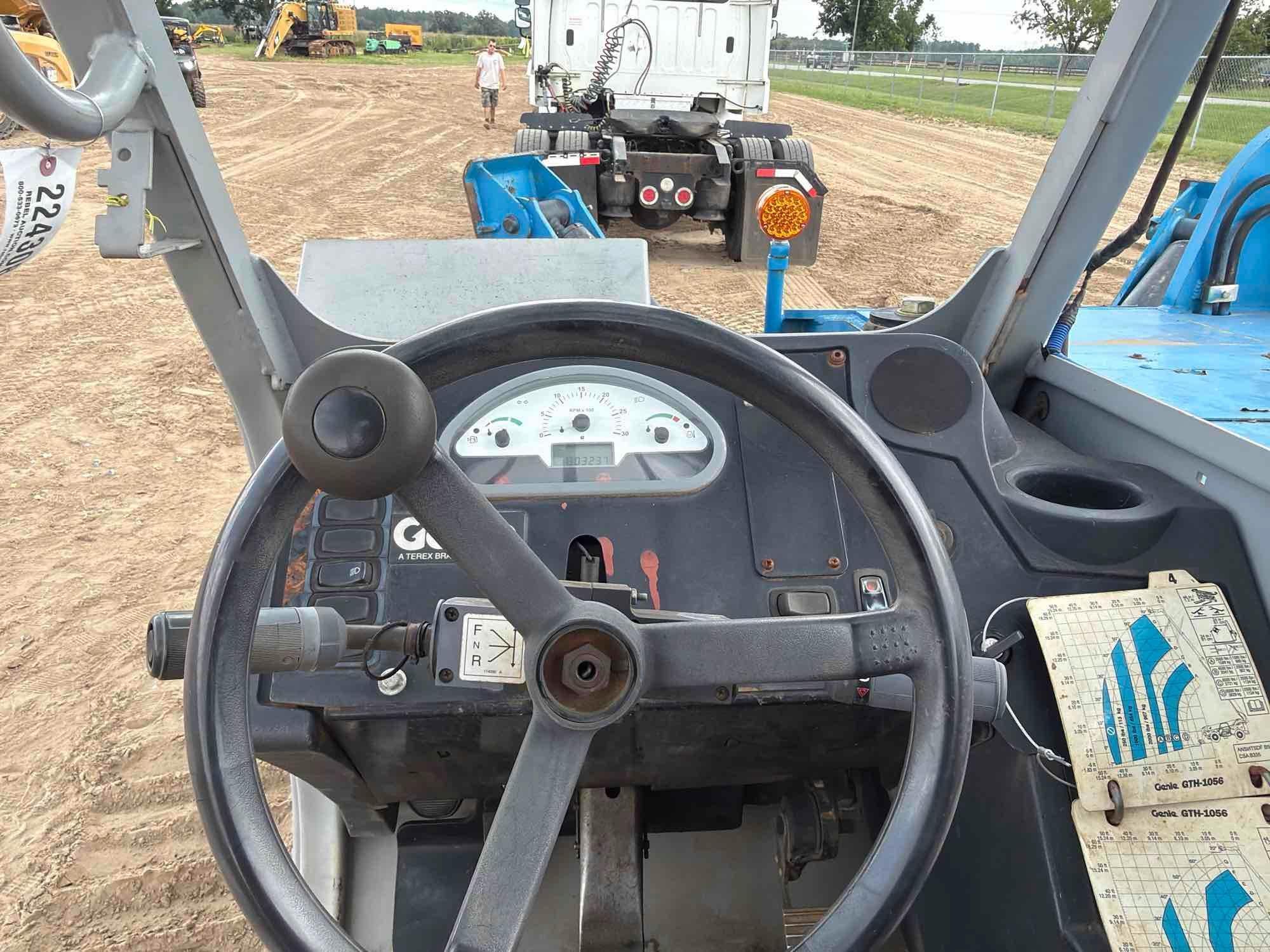 2014 Genie GTH1056