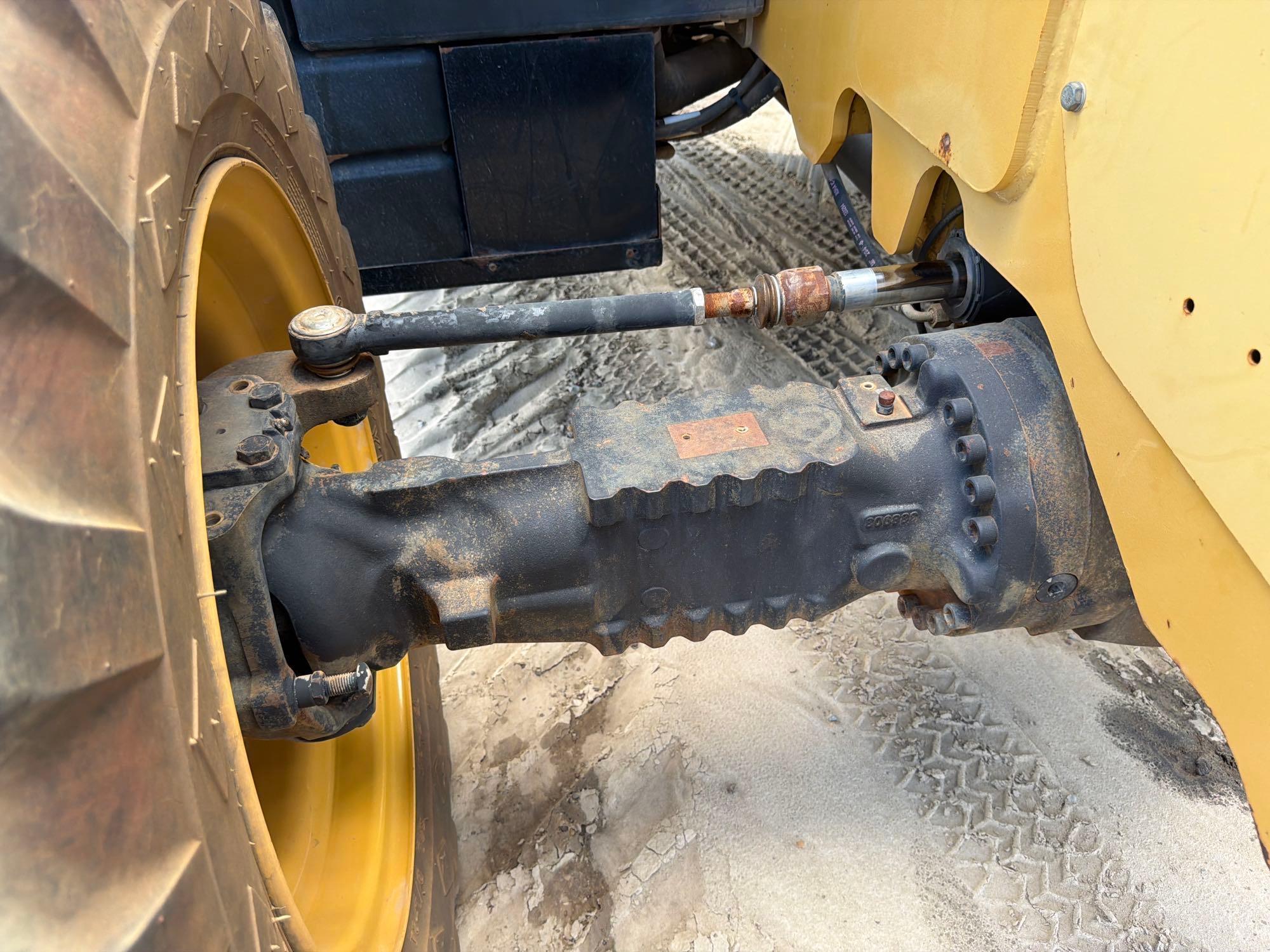 2014 Caterpillar TH407C