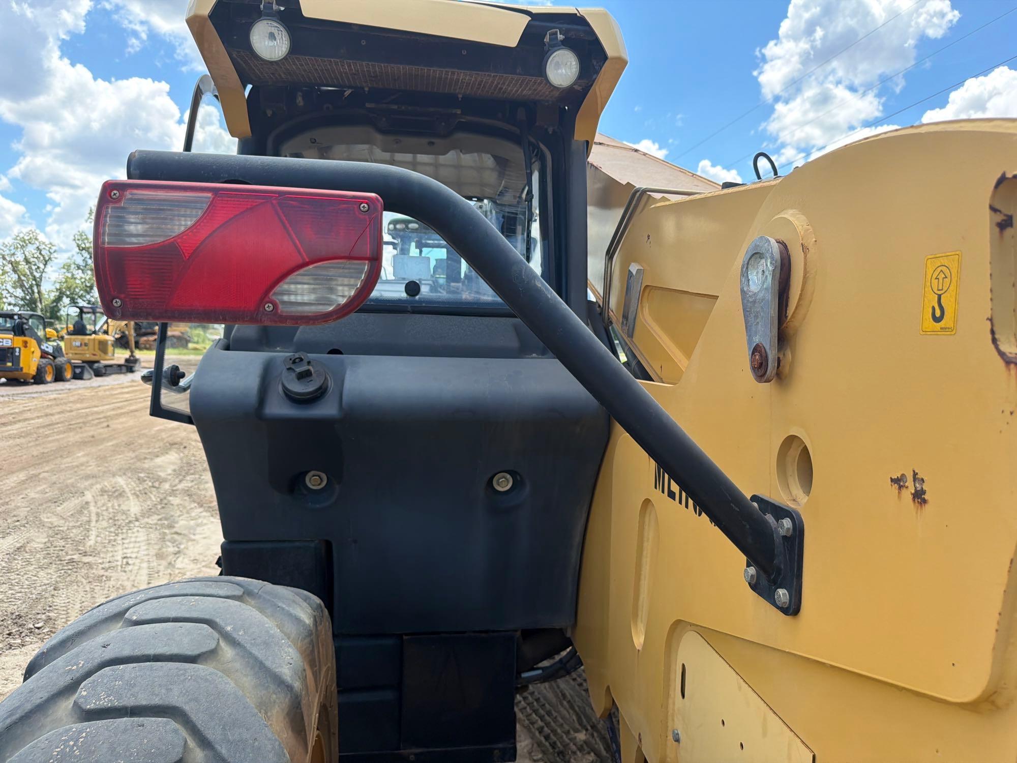 2014 Caterpillar TH407C
