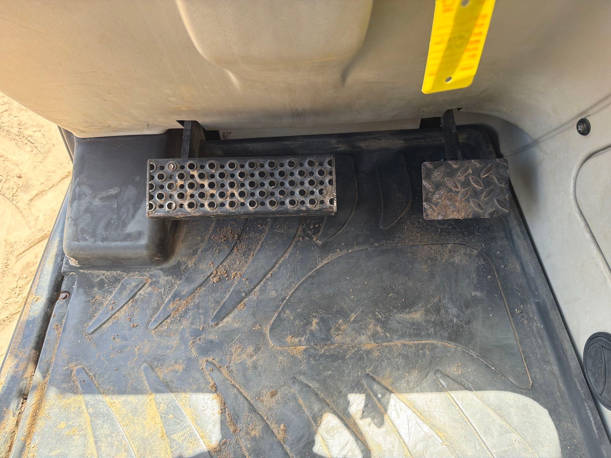 2014 Caterpillar TH407C