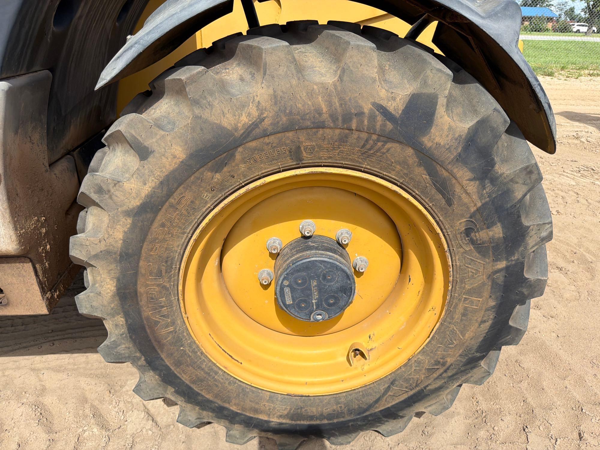 2014 Caterpillar TH407C