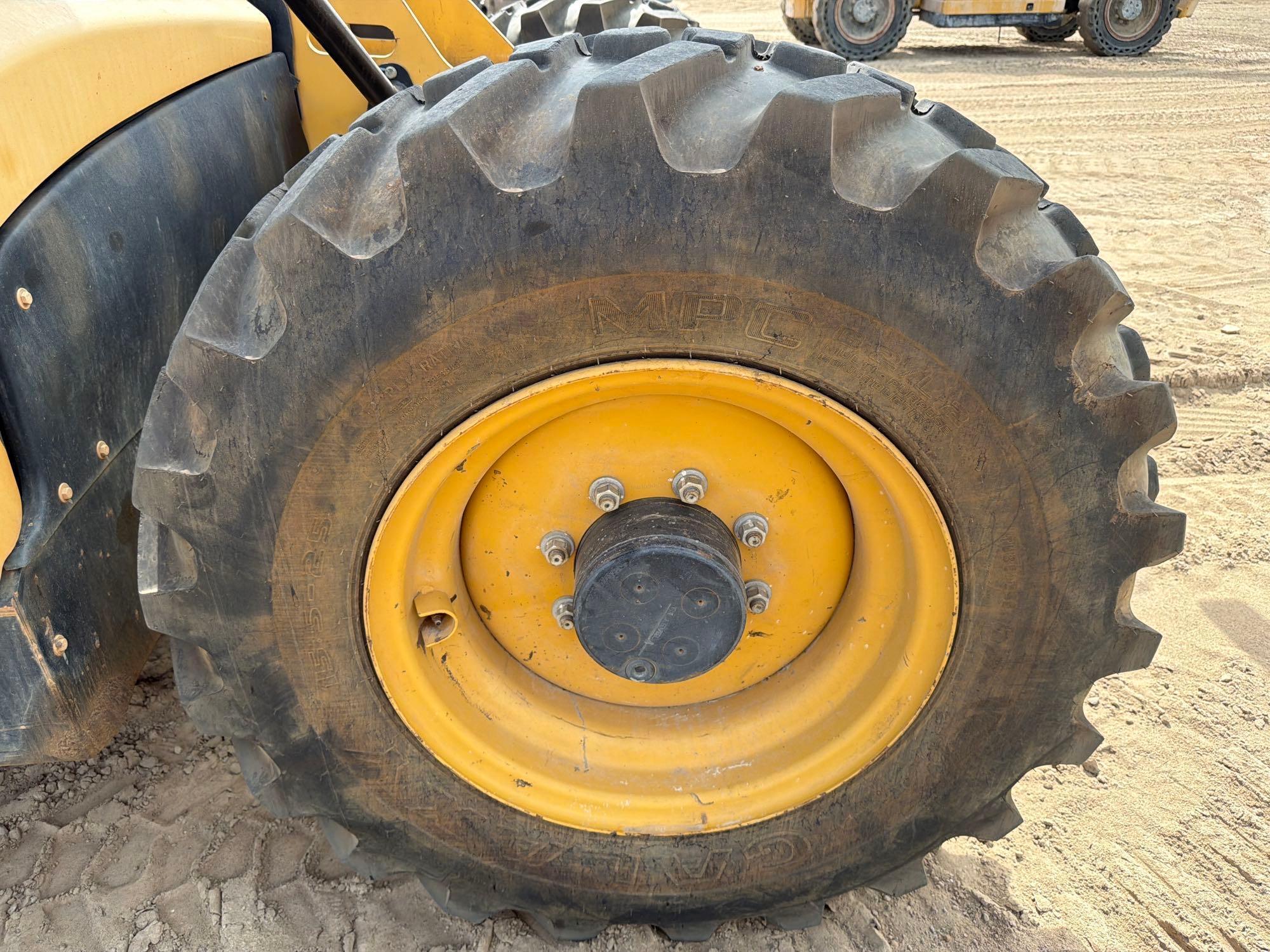 2014 Caterpillar TH407C