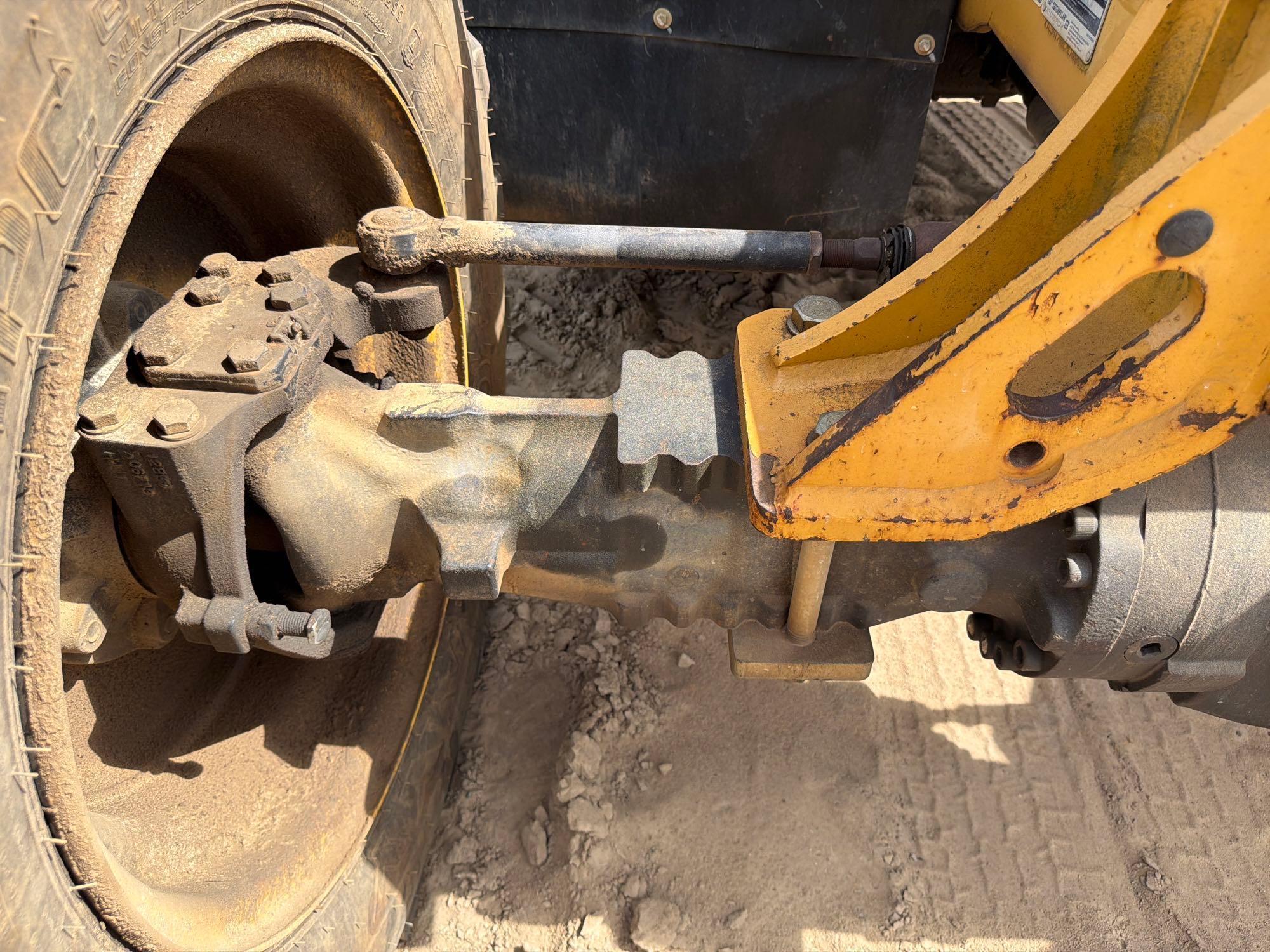 2014 Caterpillar TH407C