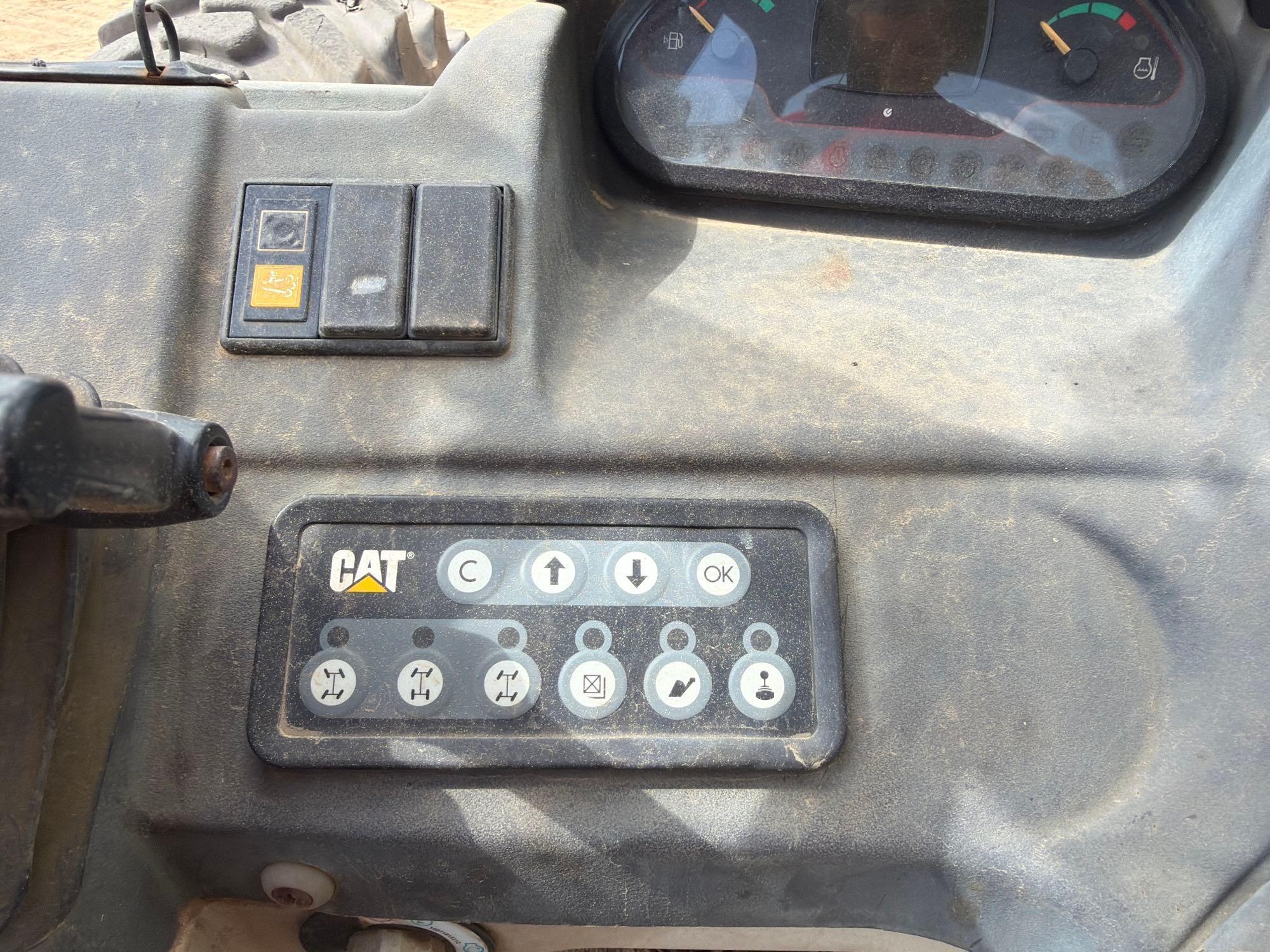 2014 Caterpillar TH407C