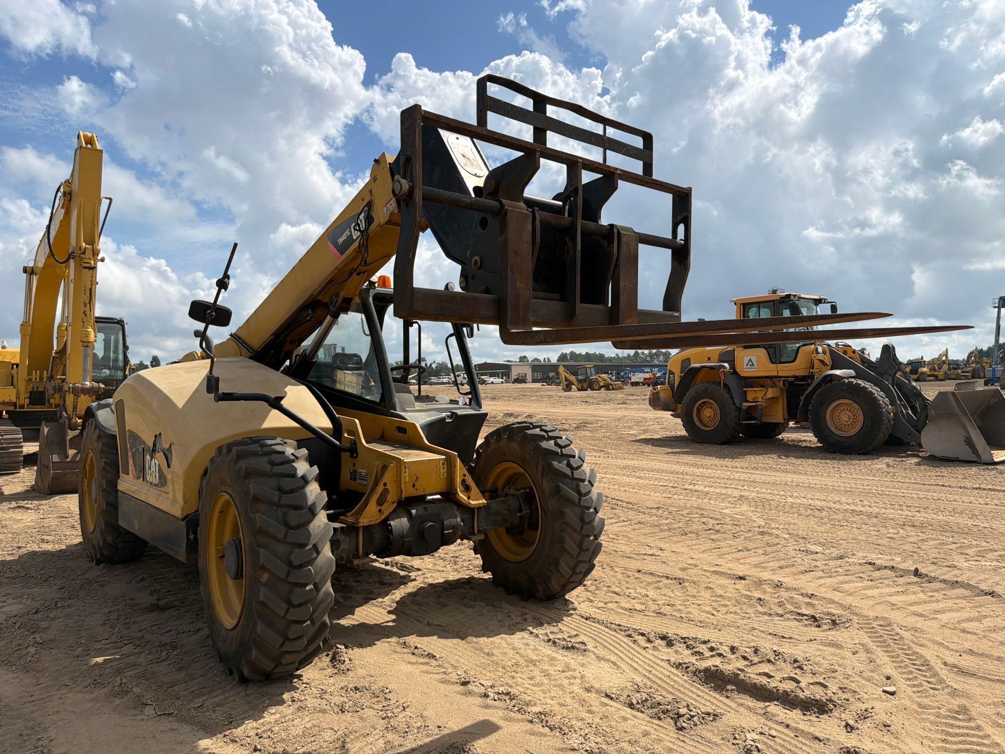 2014 Caterpillar TH407C
