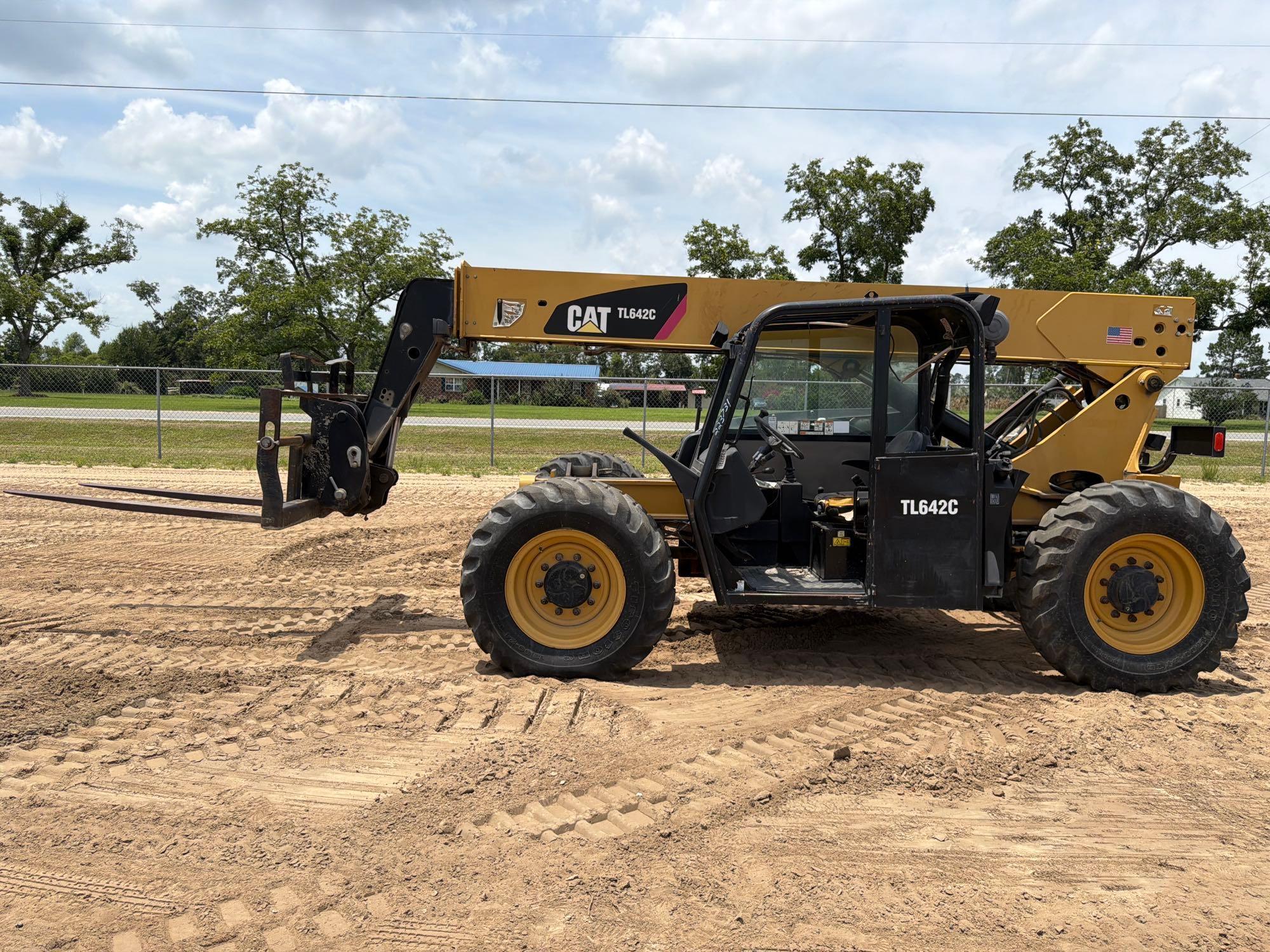 2013 Caterpillar TL642C