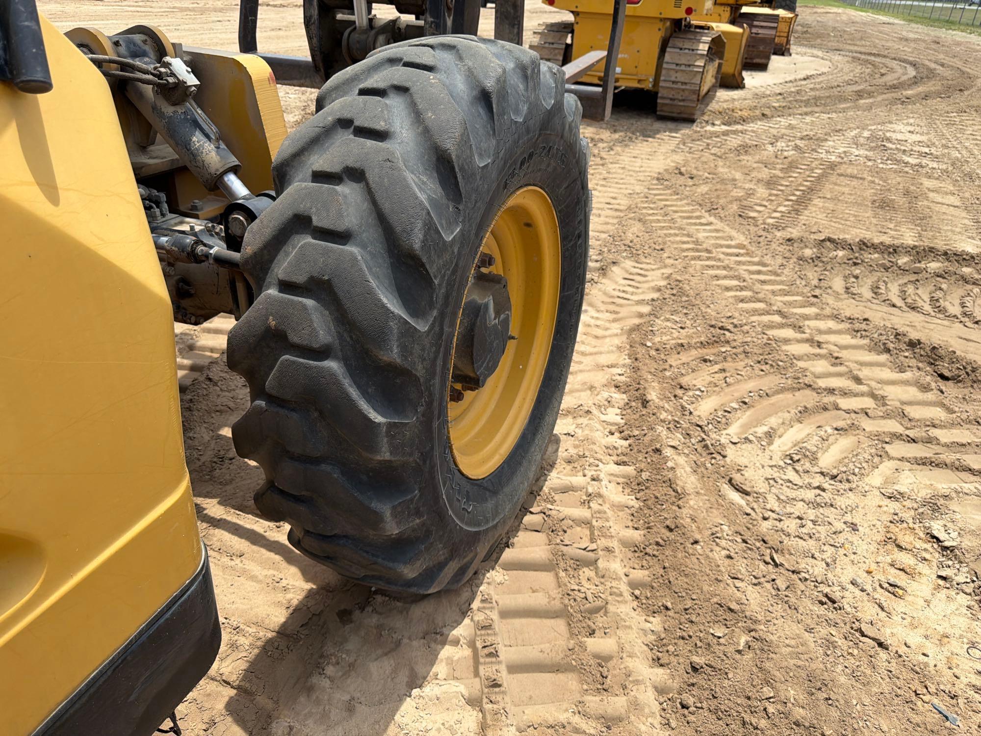 2013 Caterpillar TL642C