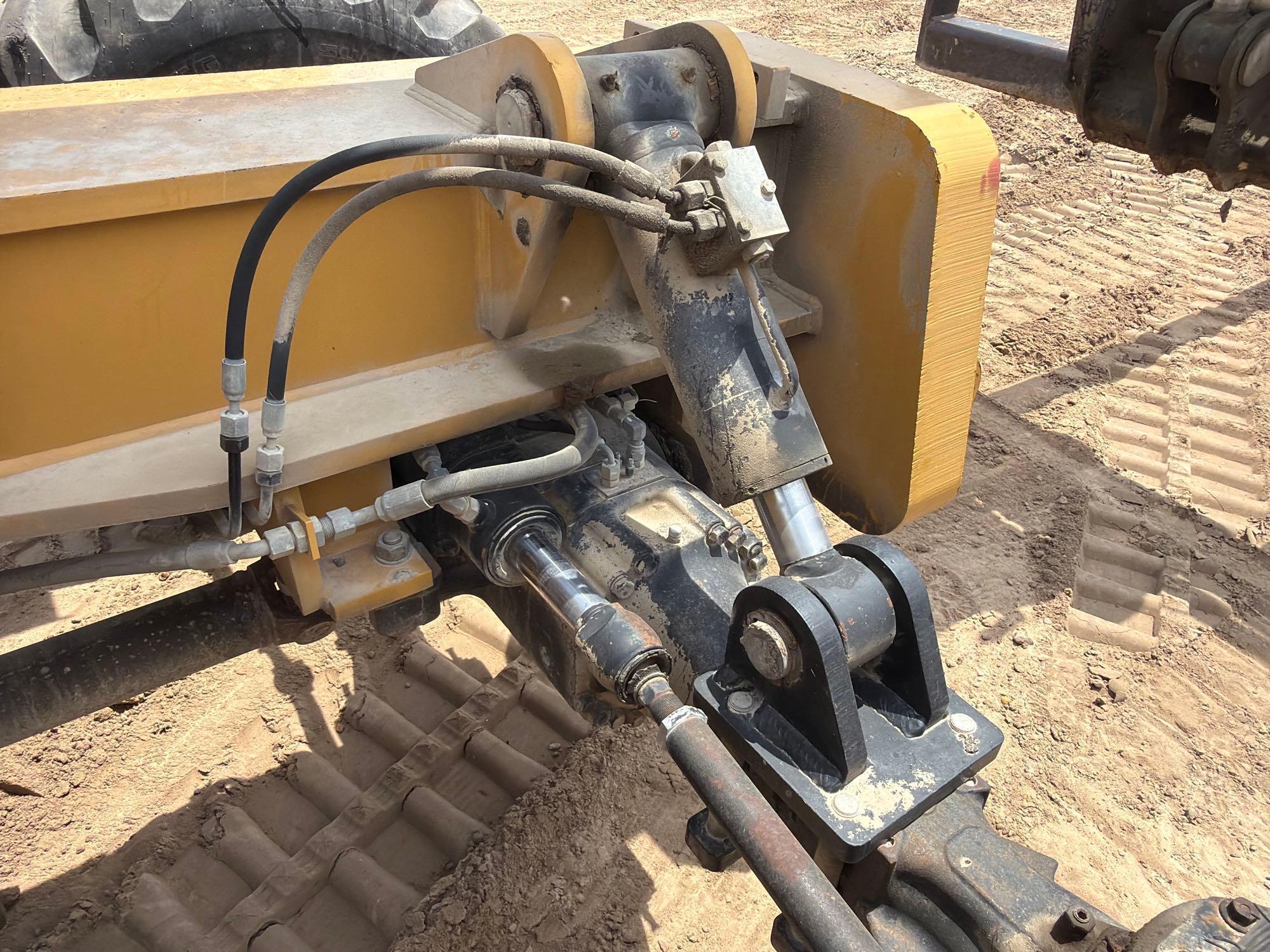 2013 Caterpillar TL642C