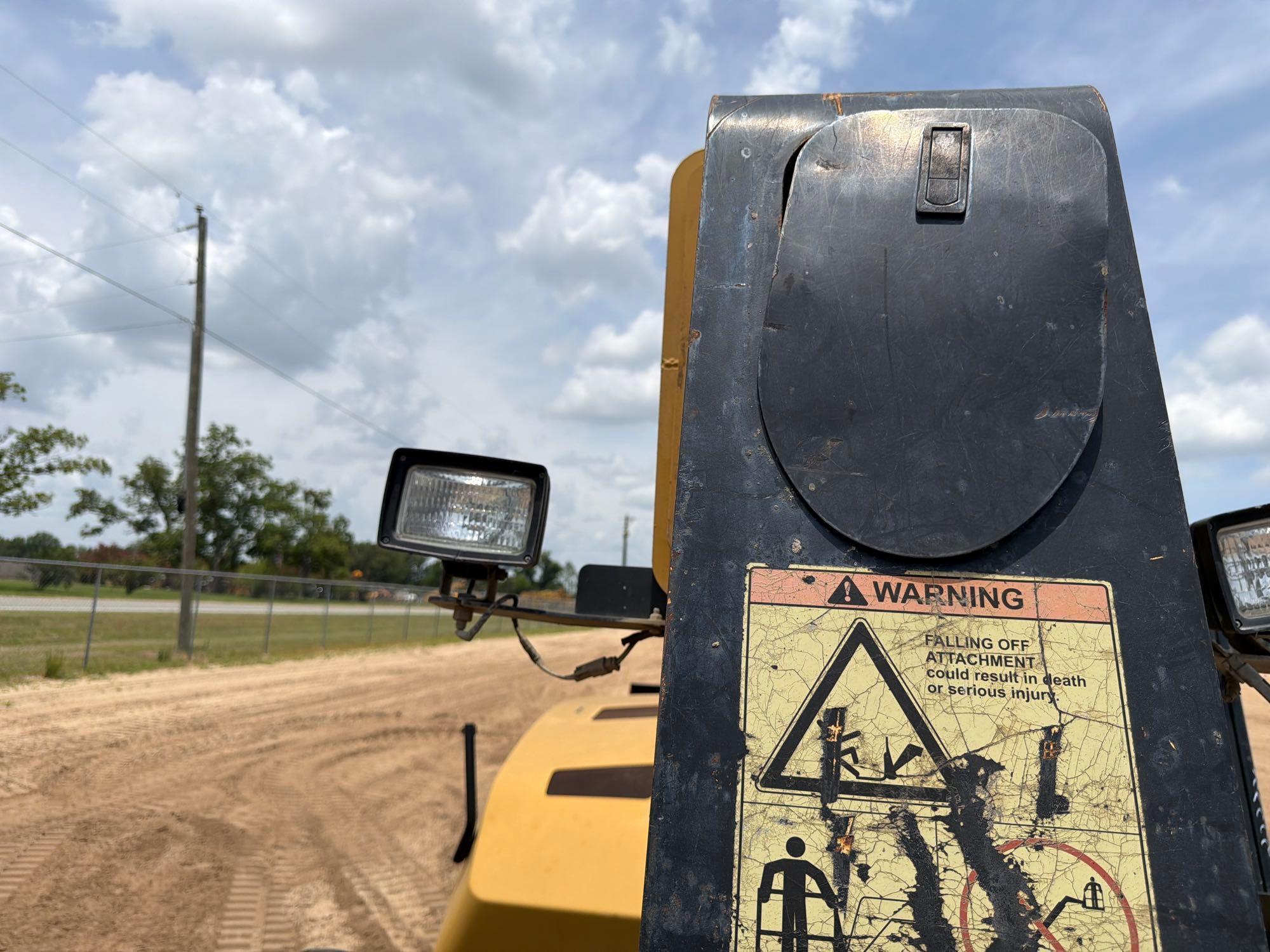 2013 Caterpillar TL642C