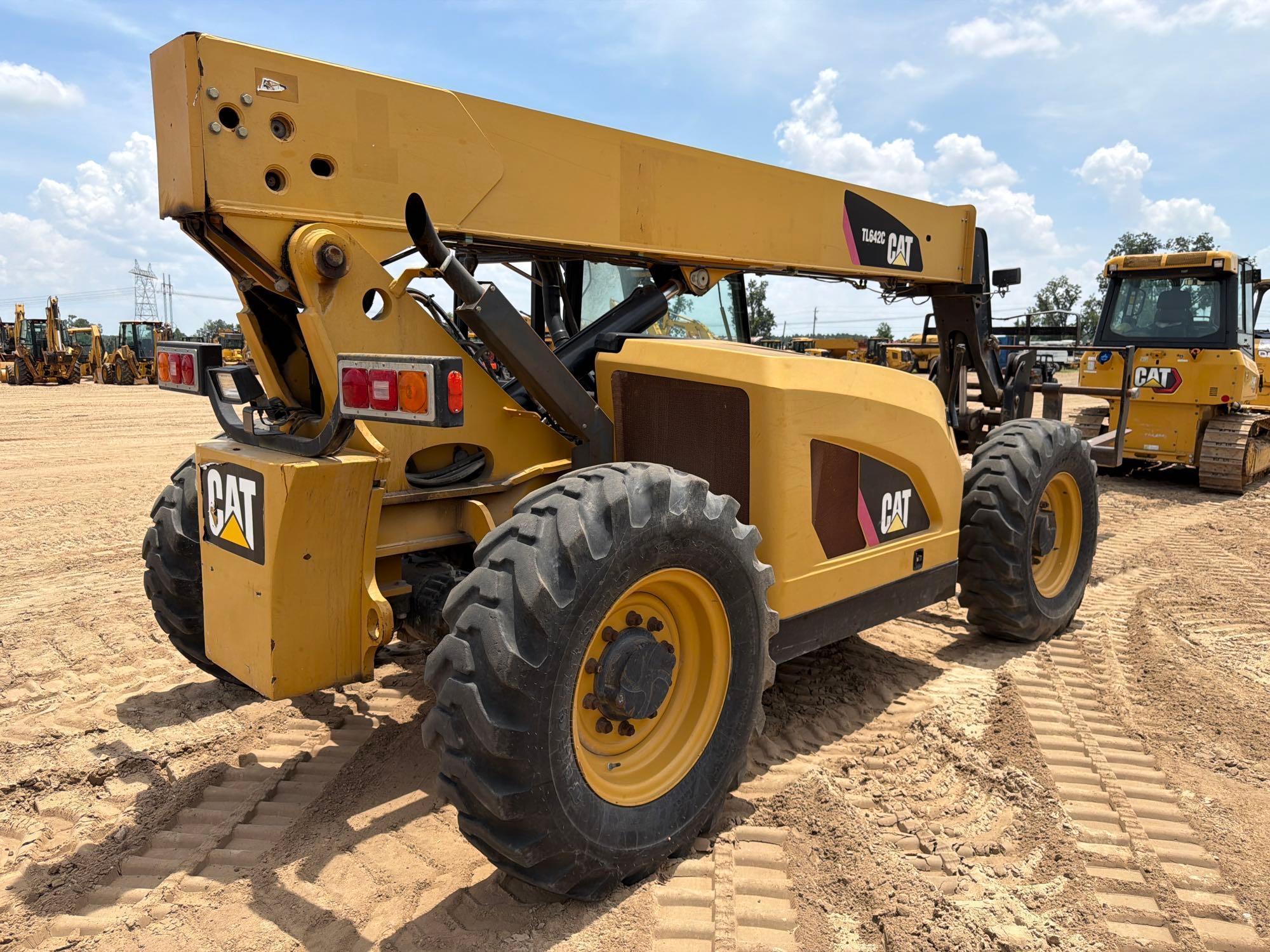 2013 Caterpillar TL642C