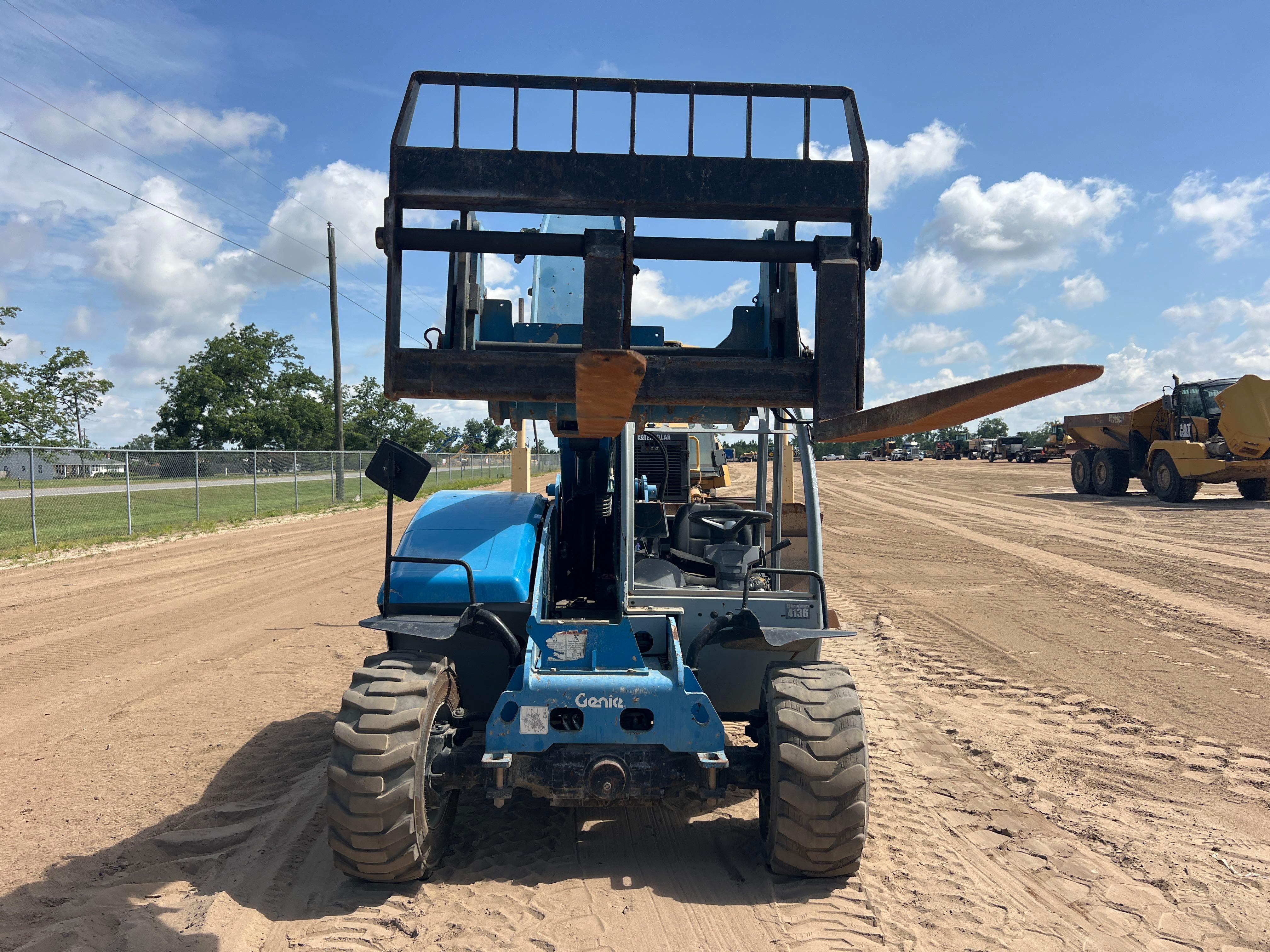 2014 Genie GTH5519
