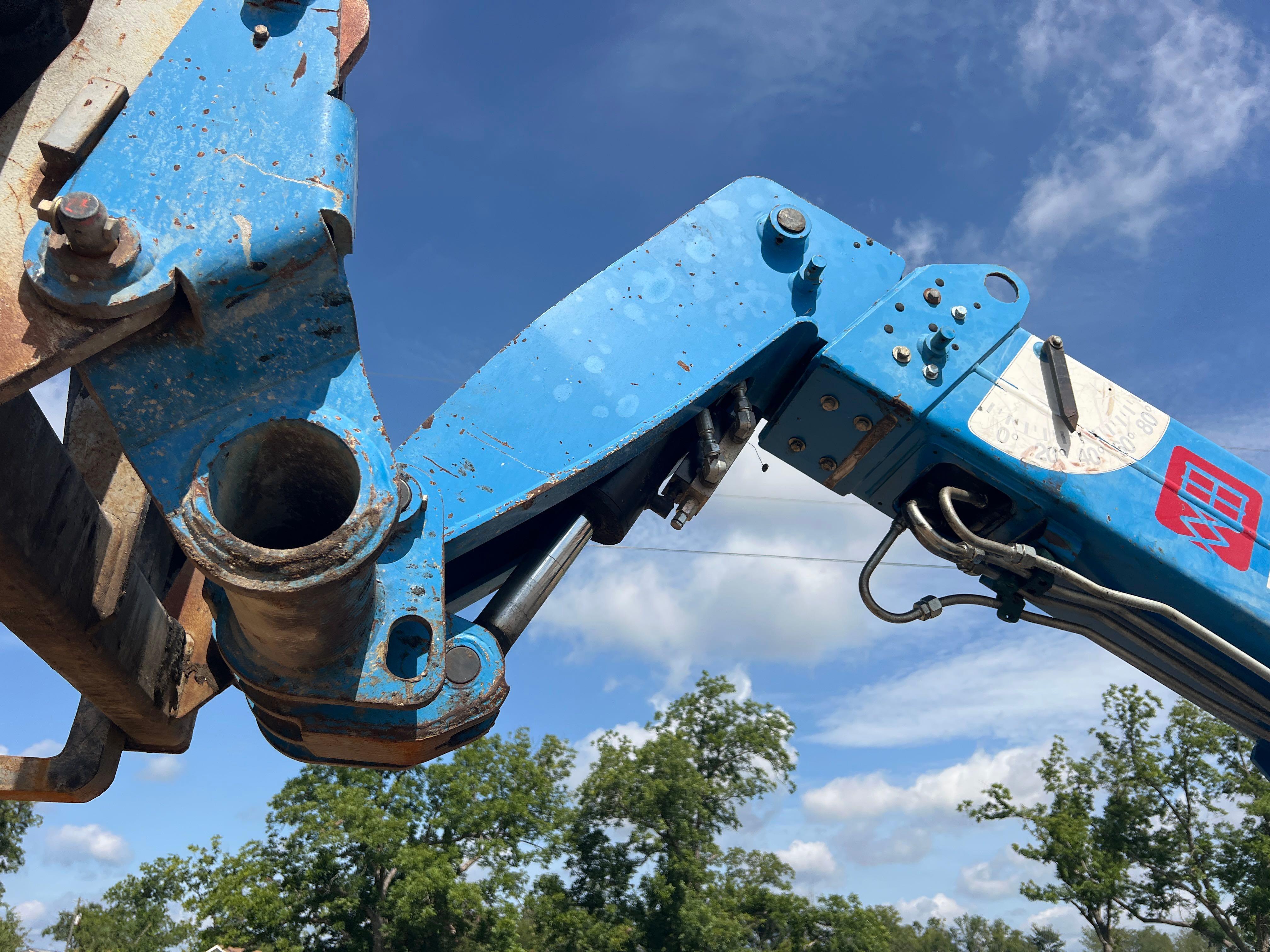 2013 Genie GTH-5519S