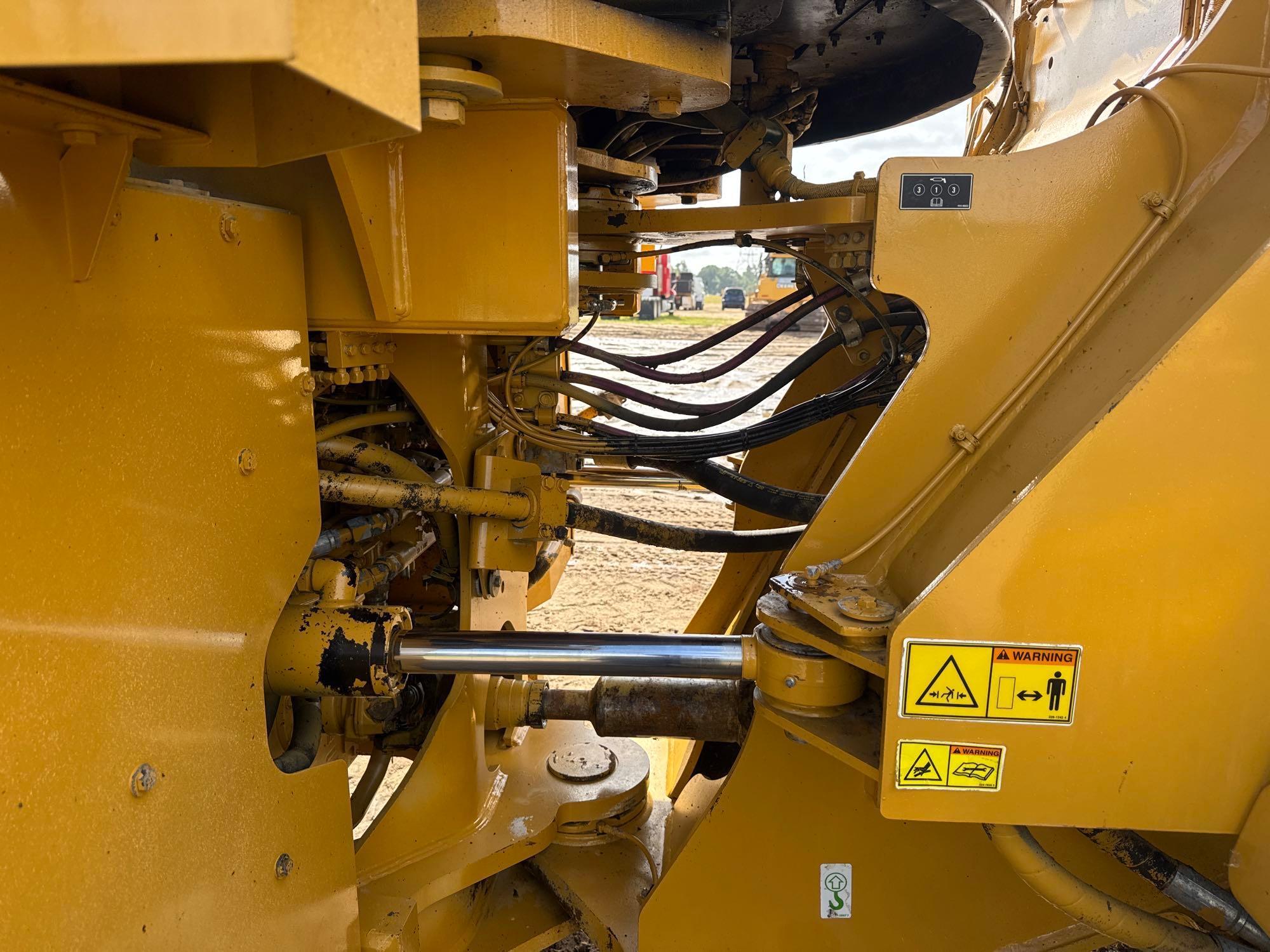 2019 Caterpillar 966M