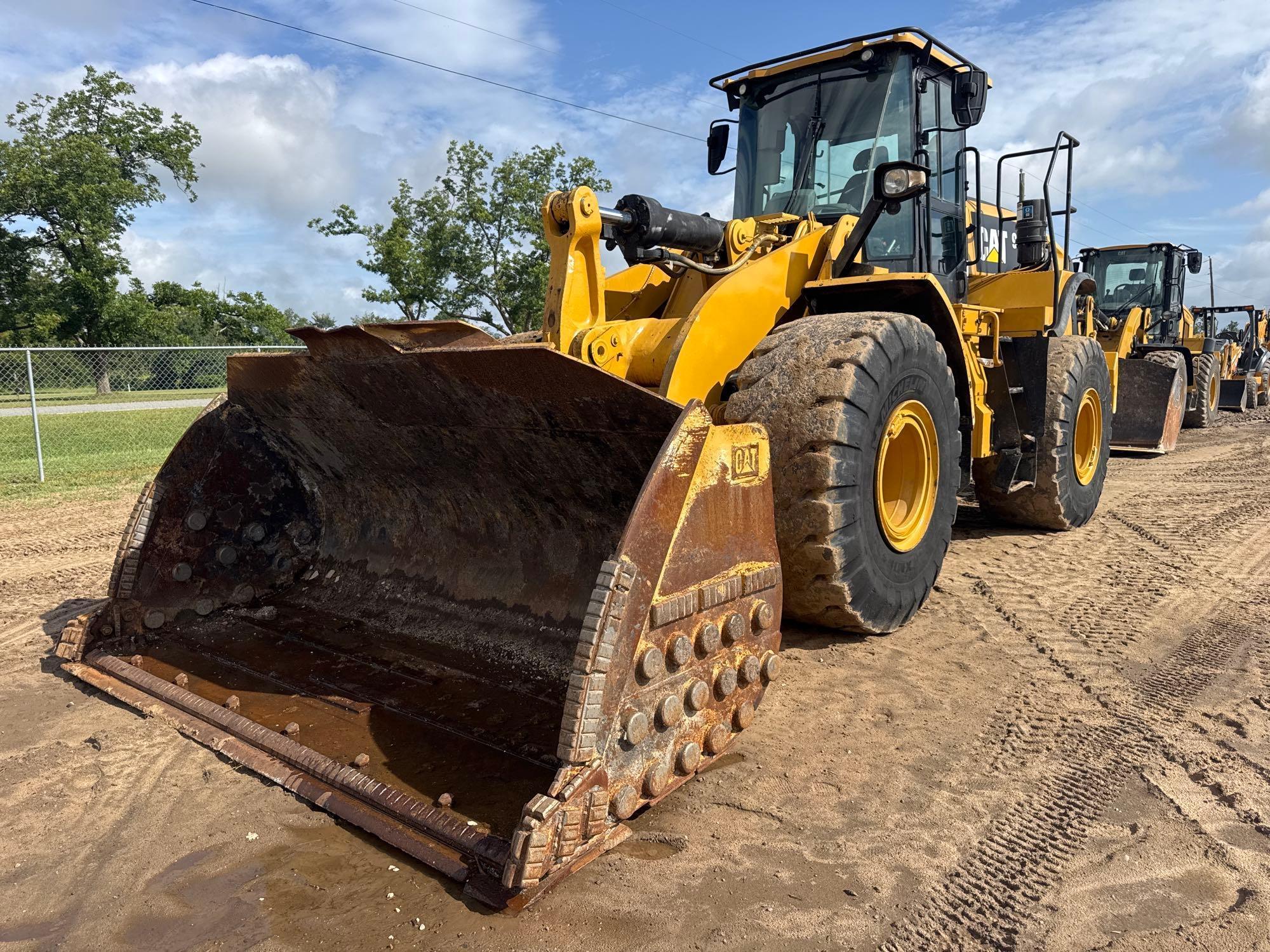 2019 Caterpillar 966M