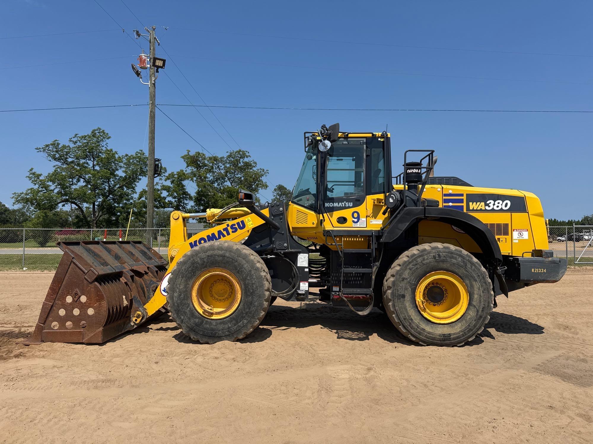 2021 Komatsu WA380