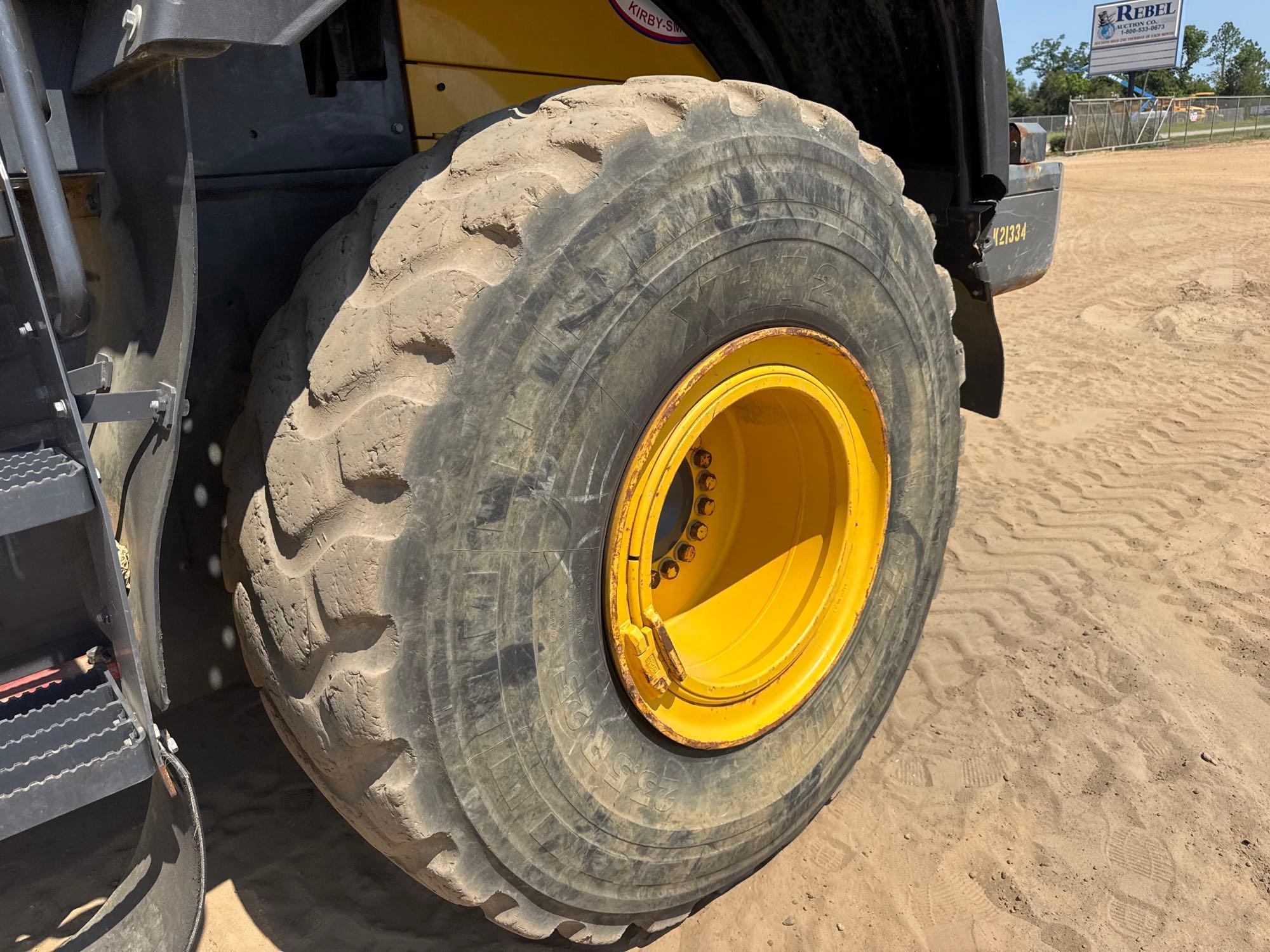 2021 Komatsu WA380