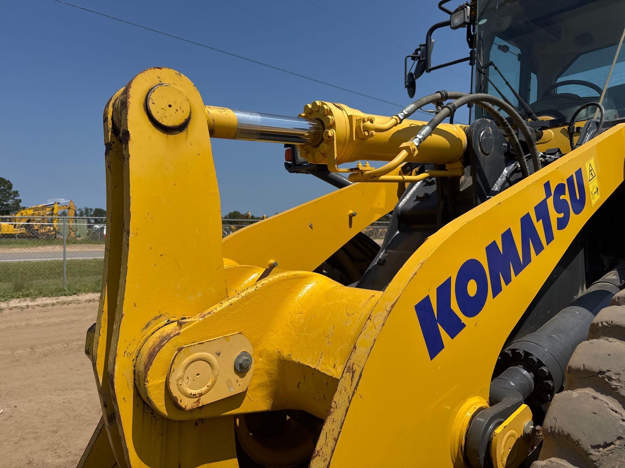 2021 Komatsu WA380
