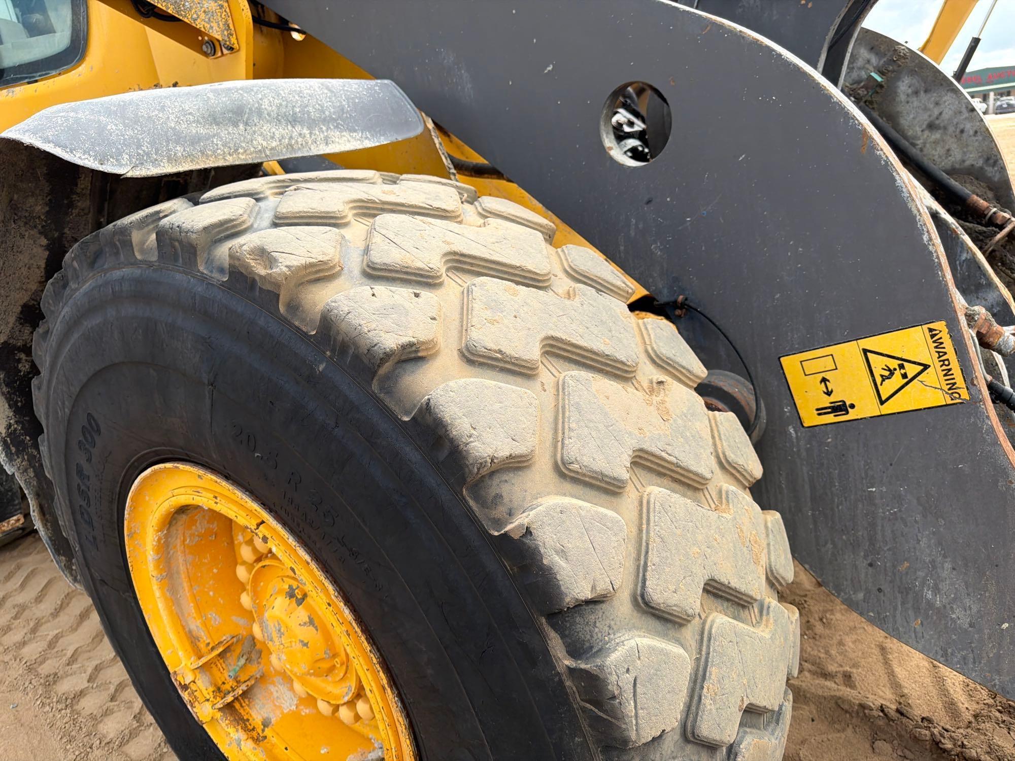 2014 Volvo L90