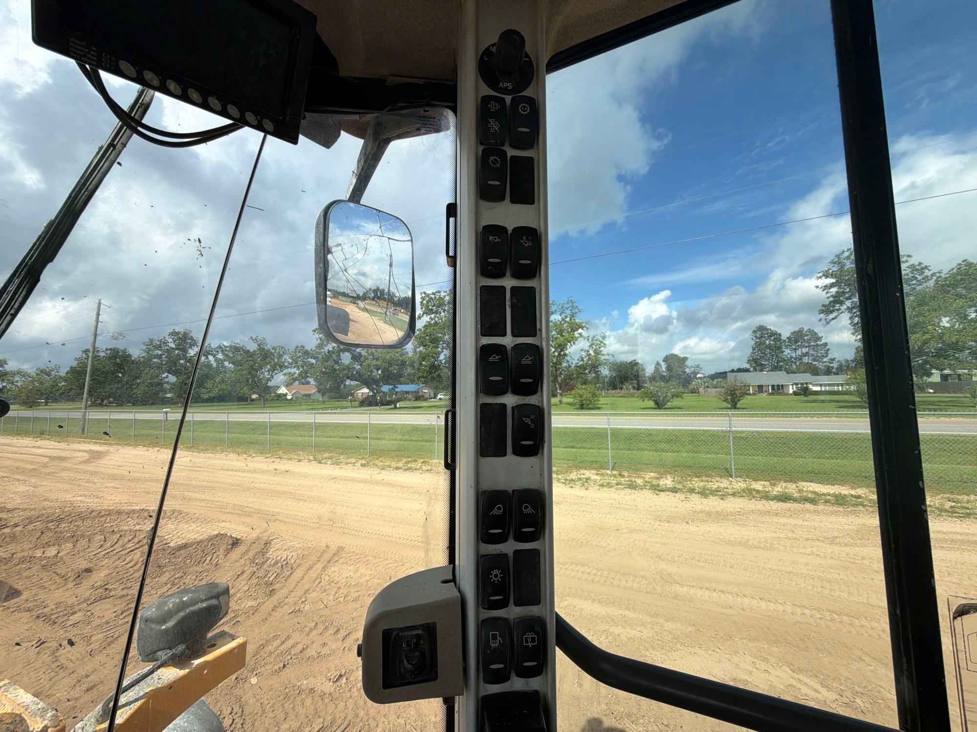 2014 Volvo L90