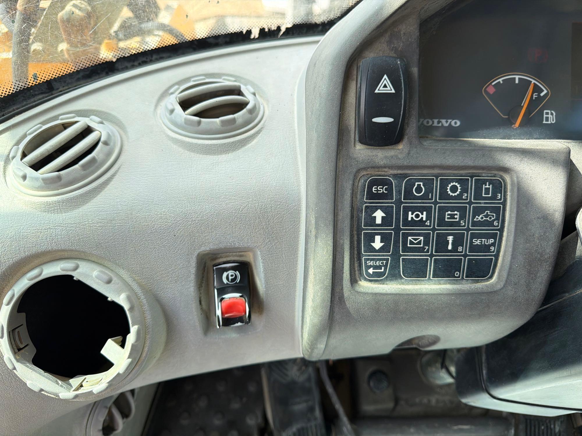 2014 Volvo L90