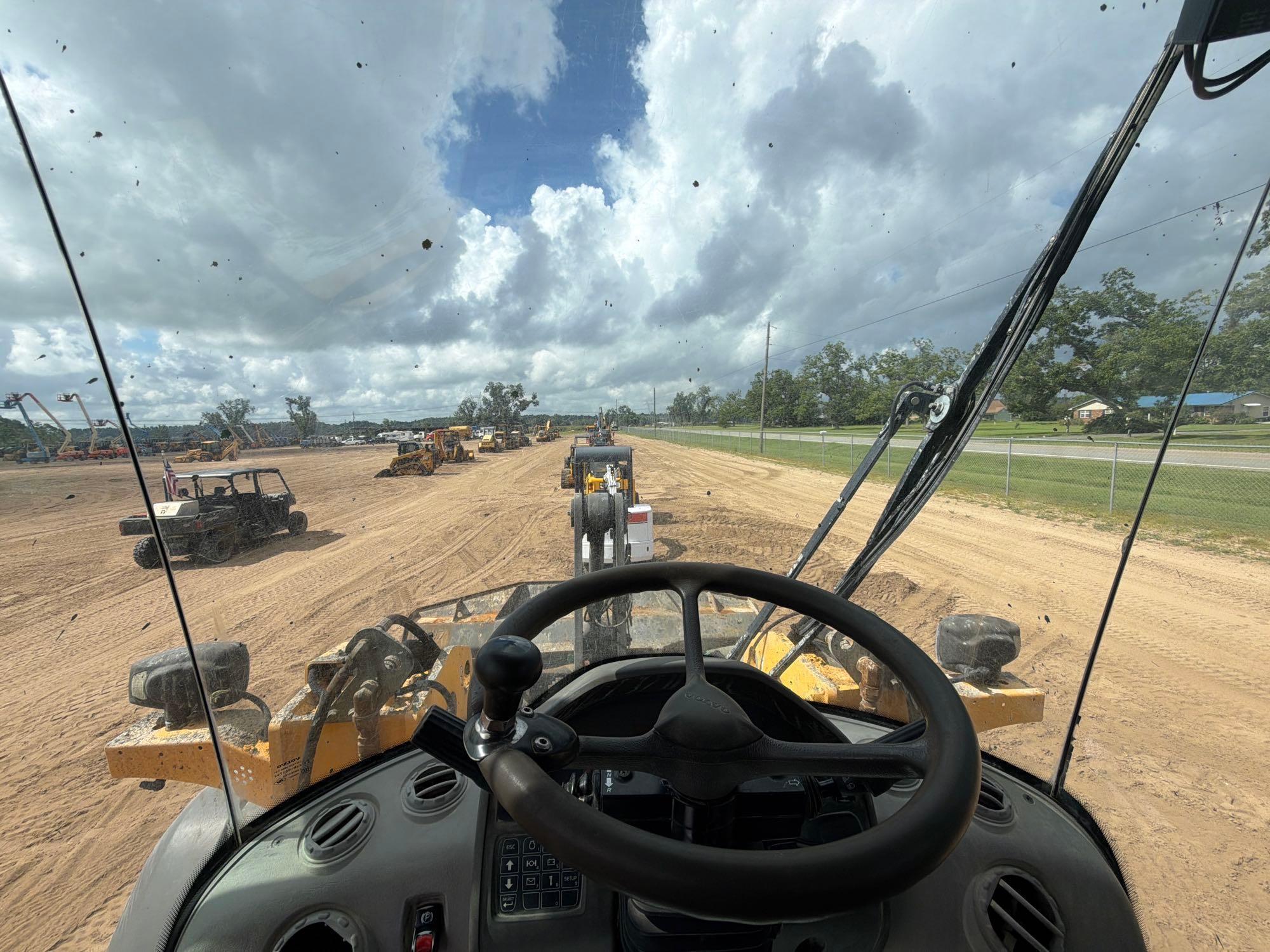 2014 Volvo L90