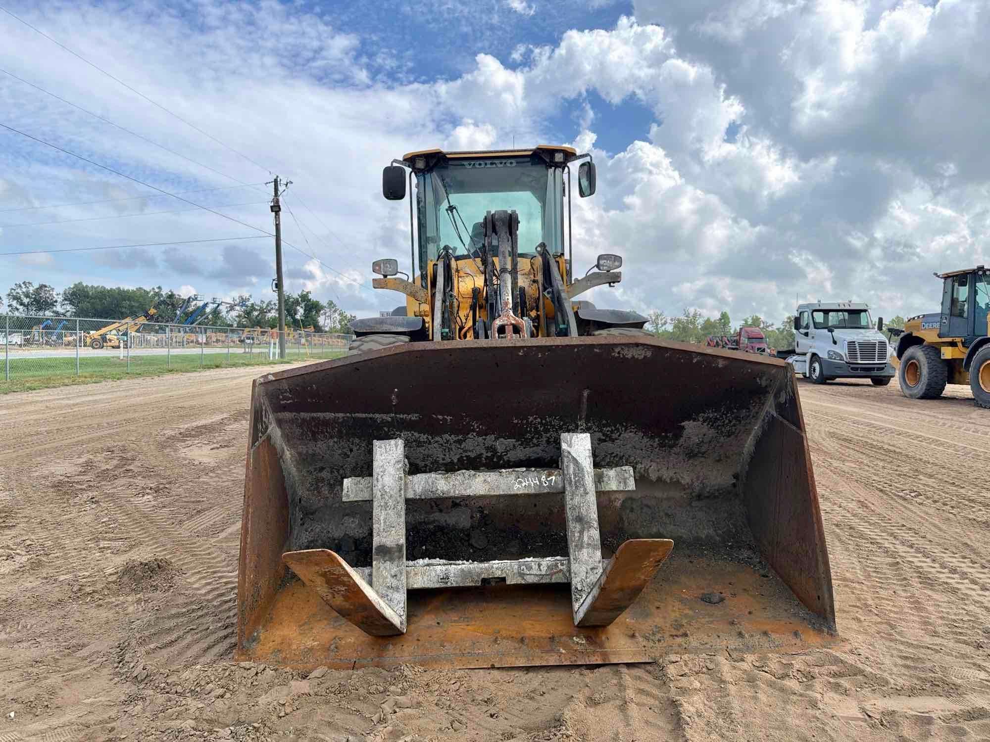 2014 Volvo L90