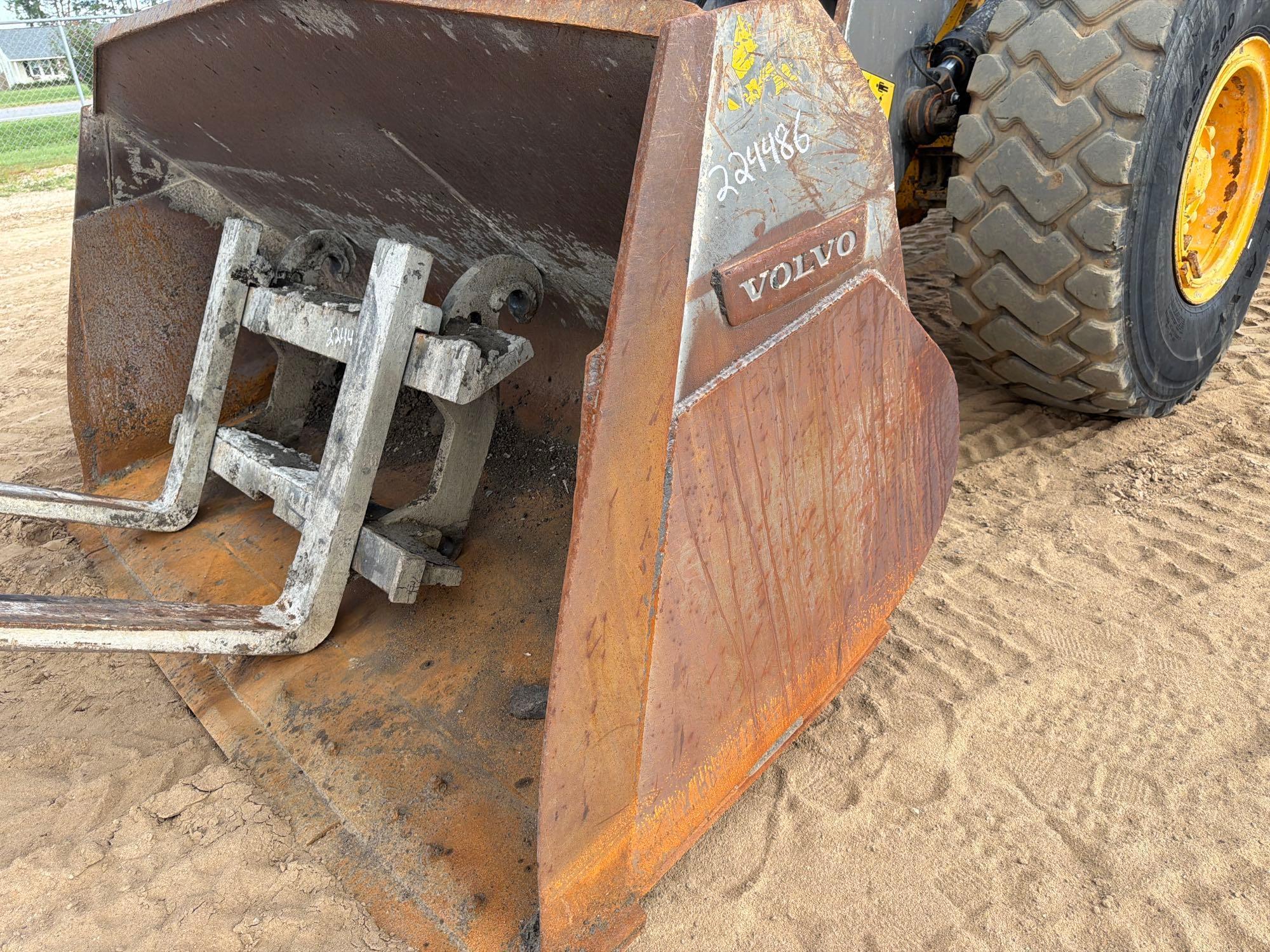 2014 Volvo L90