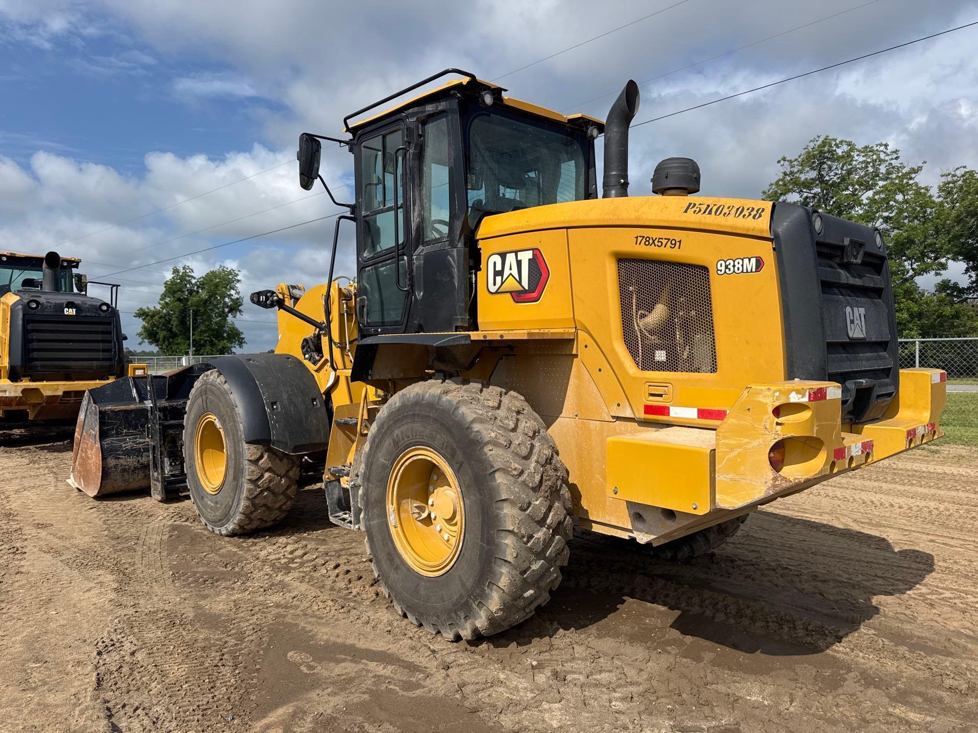 2022 Caterpillar 938M