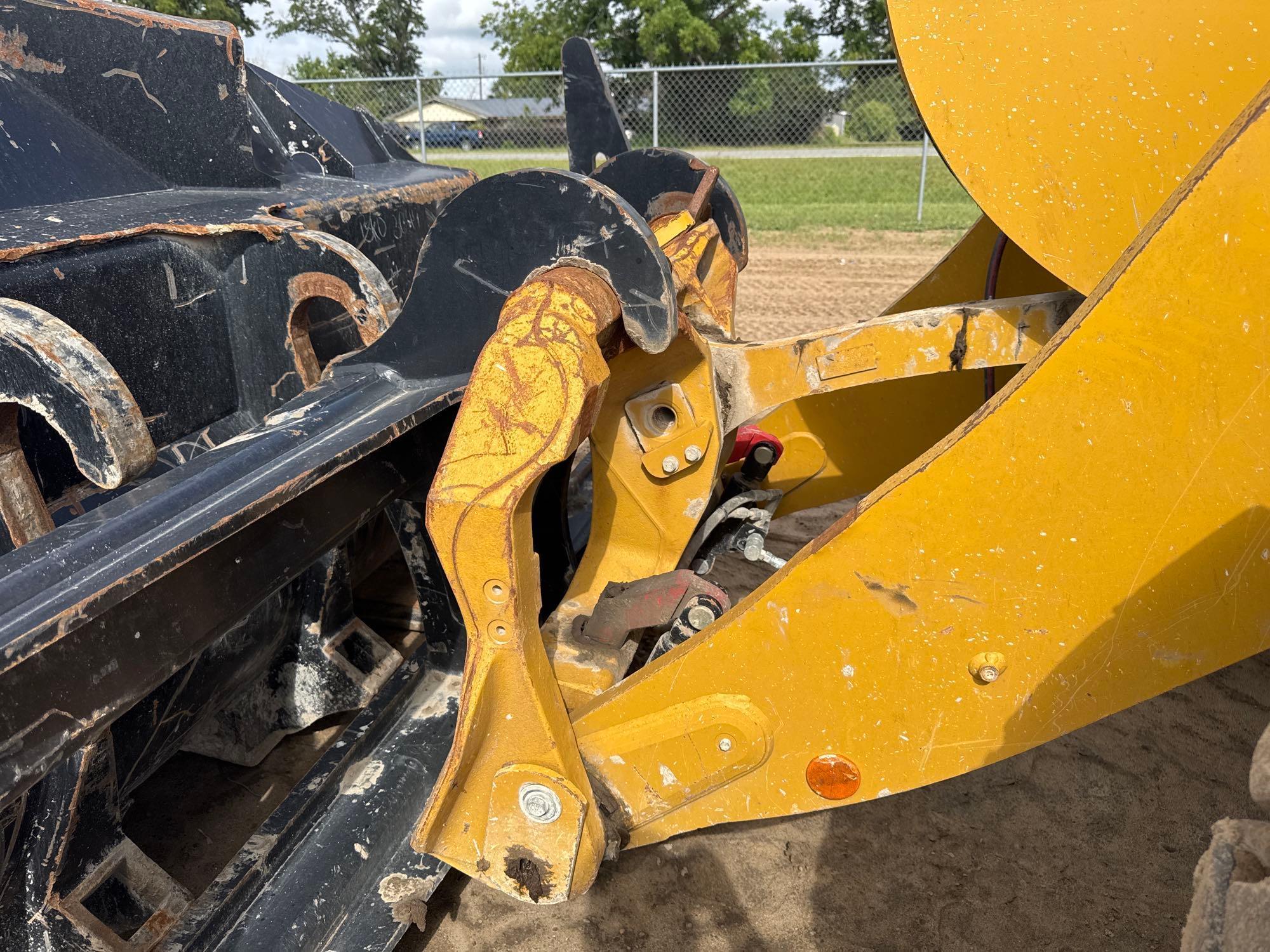 2022 Caterpillar 938M