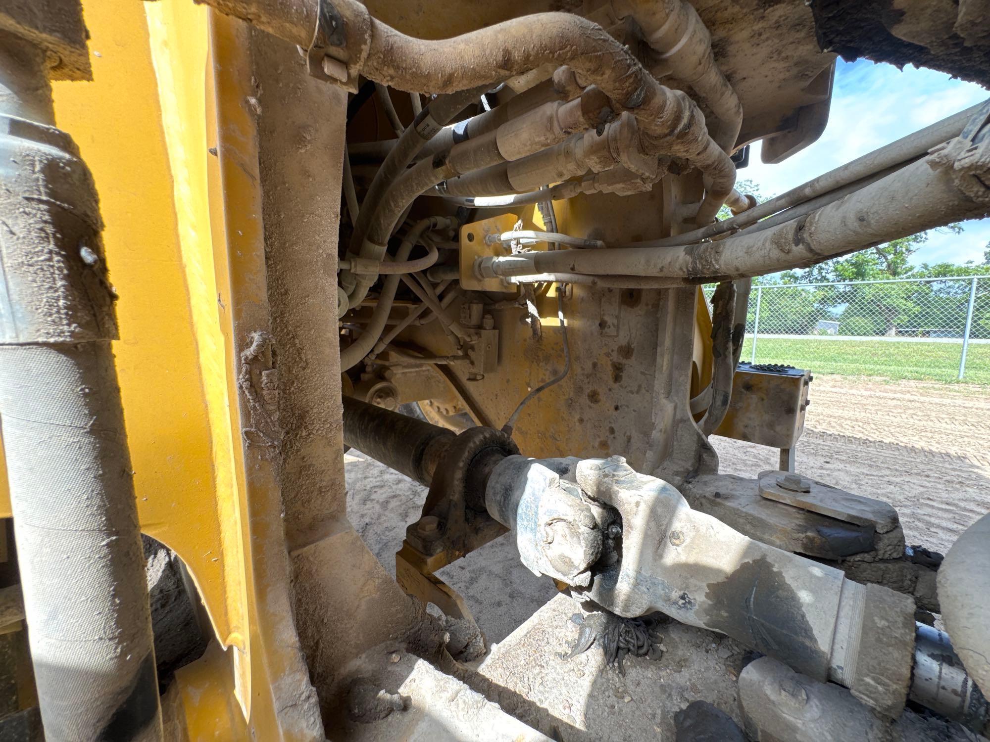 2022 Caterpillar 938M