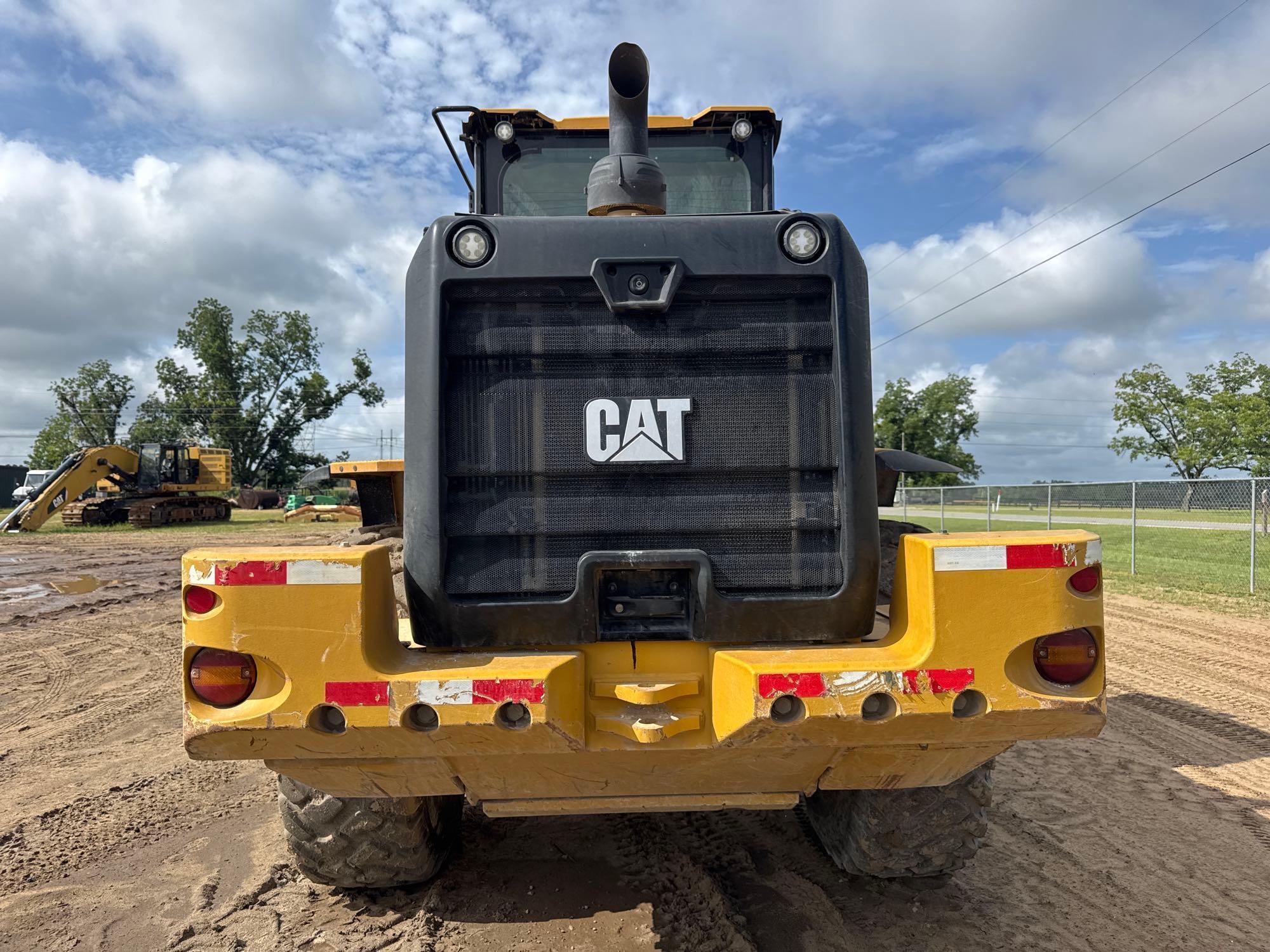 2022 Caterpillar 938M