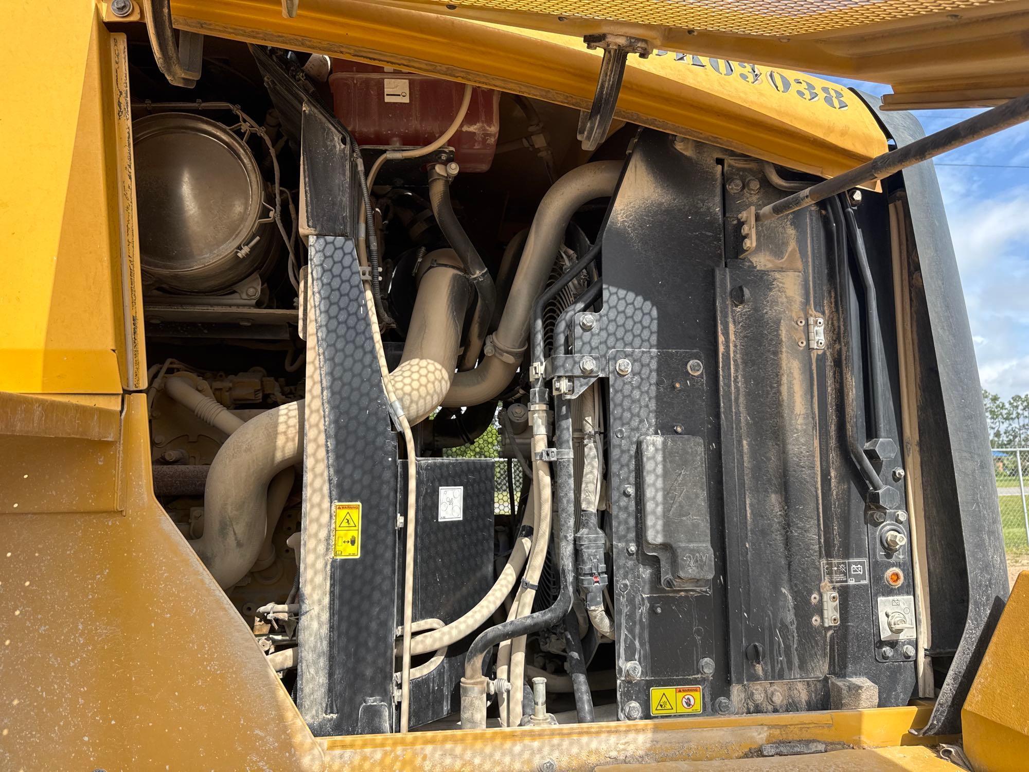 2022 Caterpillar 938M