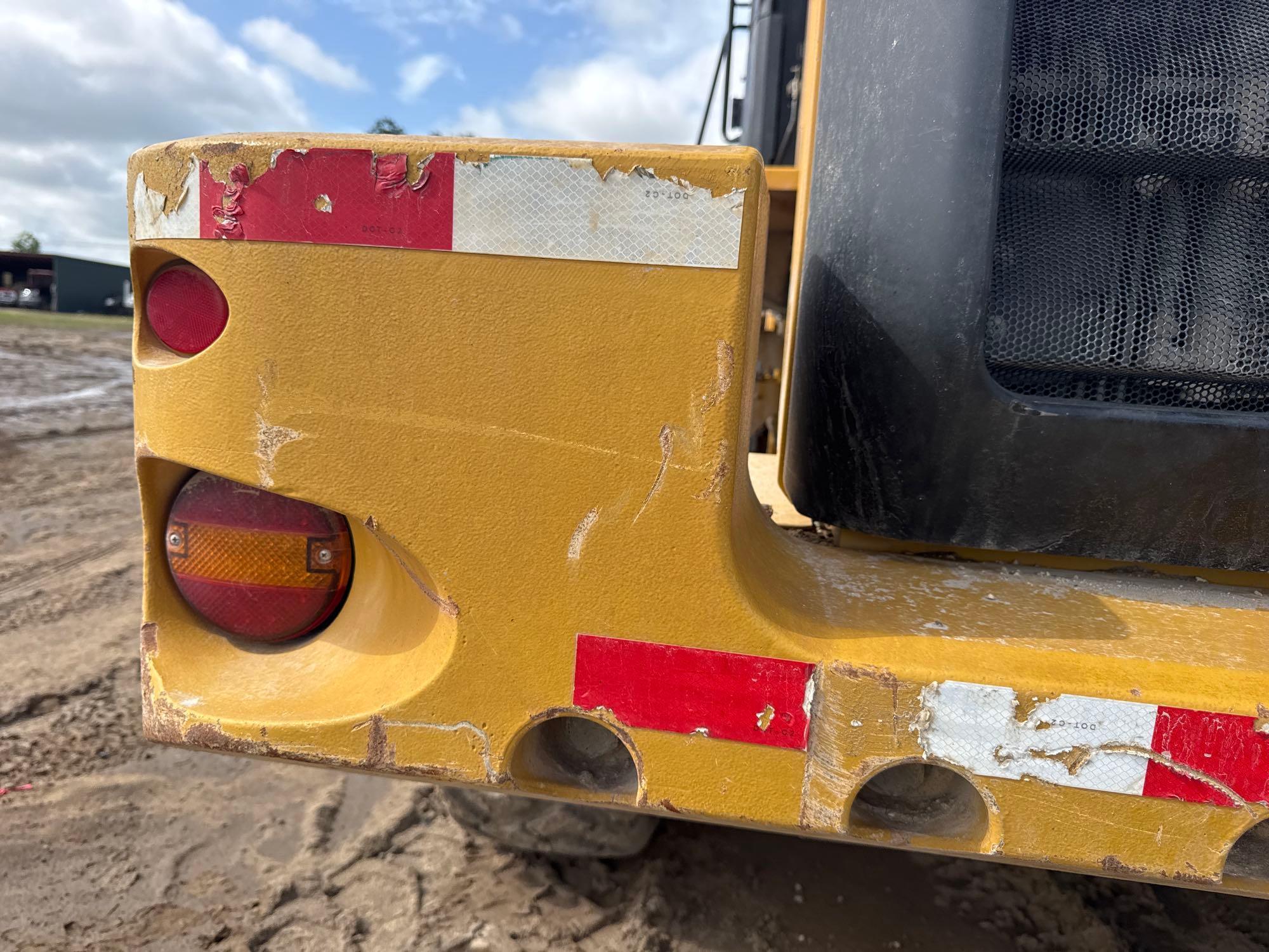 2022 Caterpillar 938M