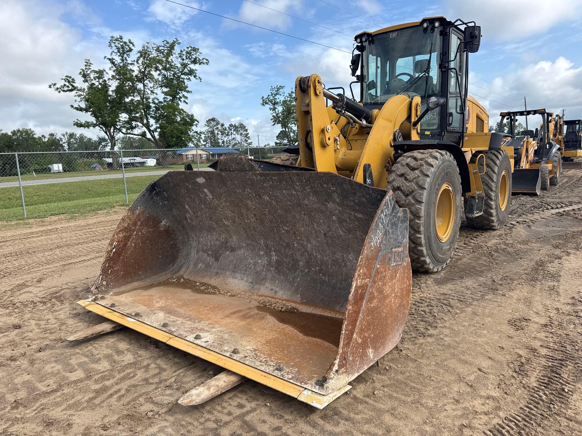 2022 Caterpillar 938M