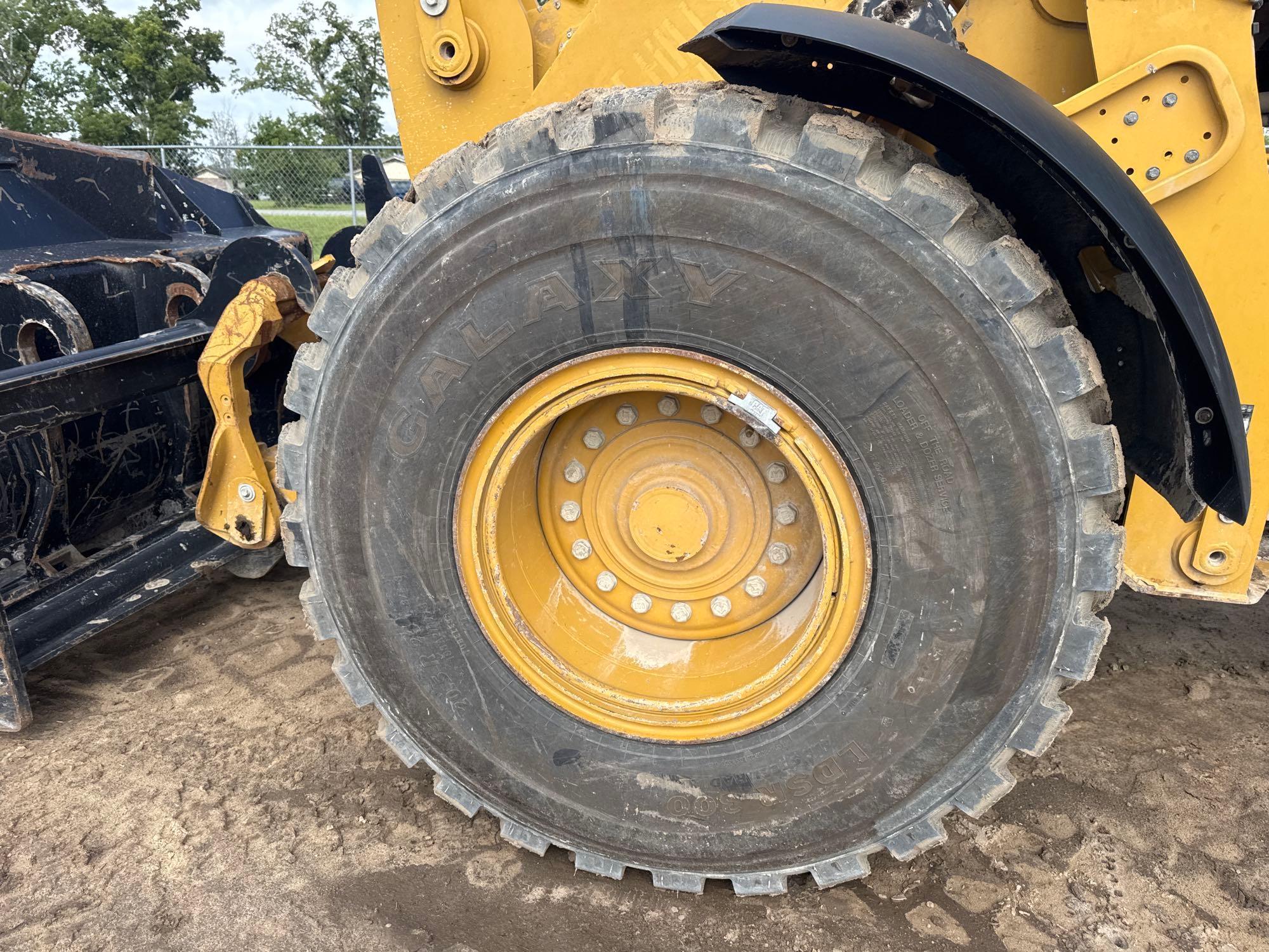 2022 Caterpillar 938M