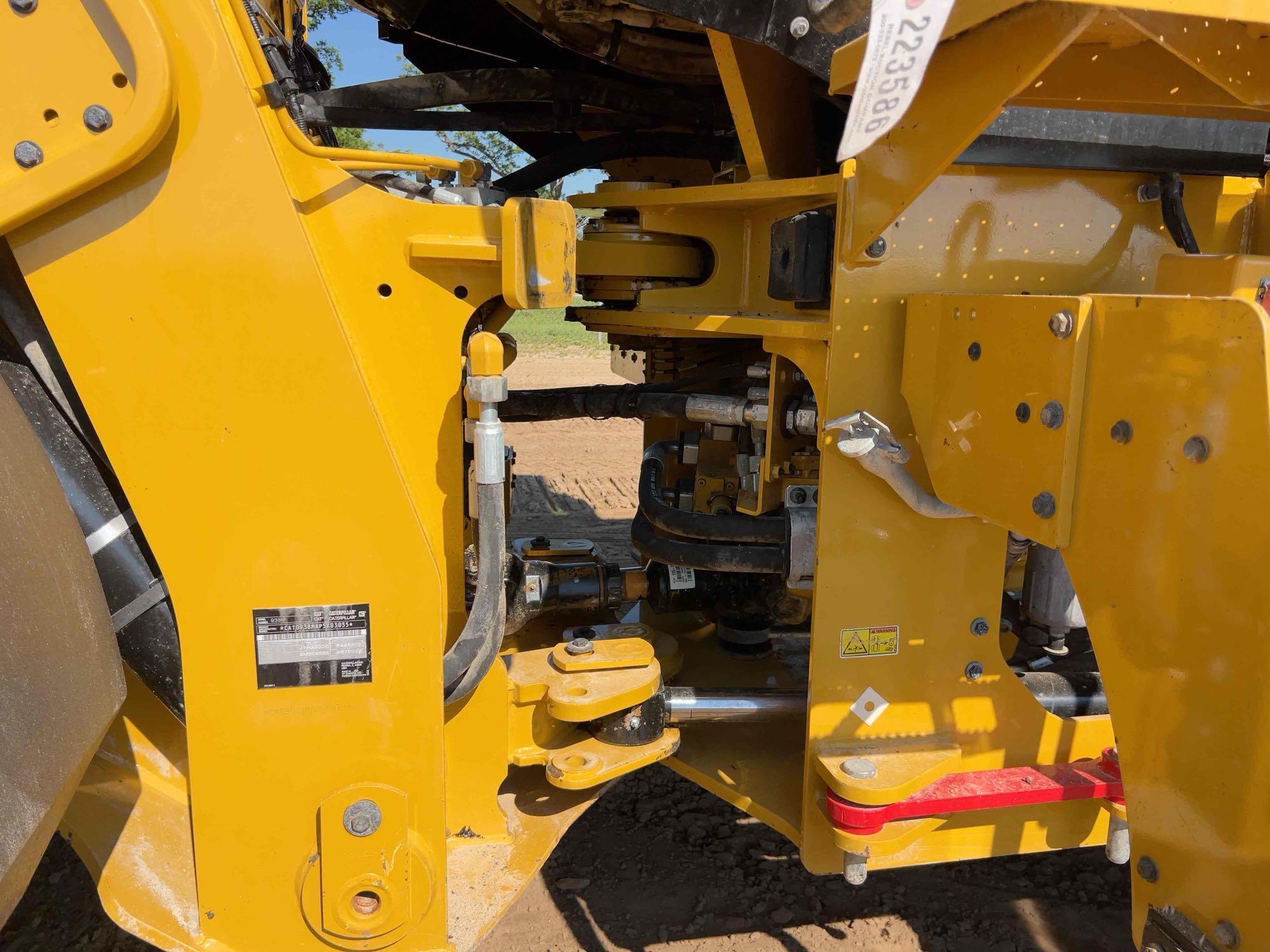 2022 Caterpillar 938M