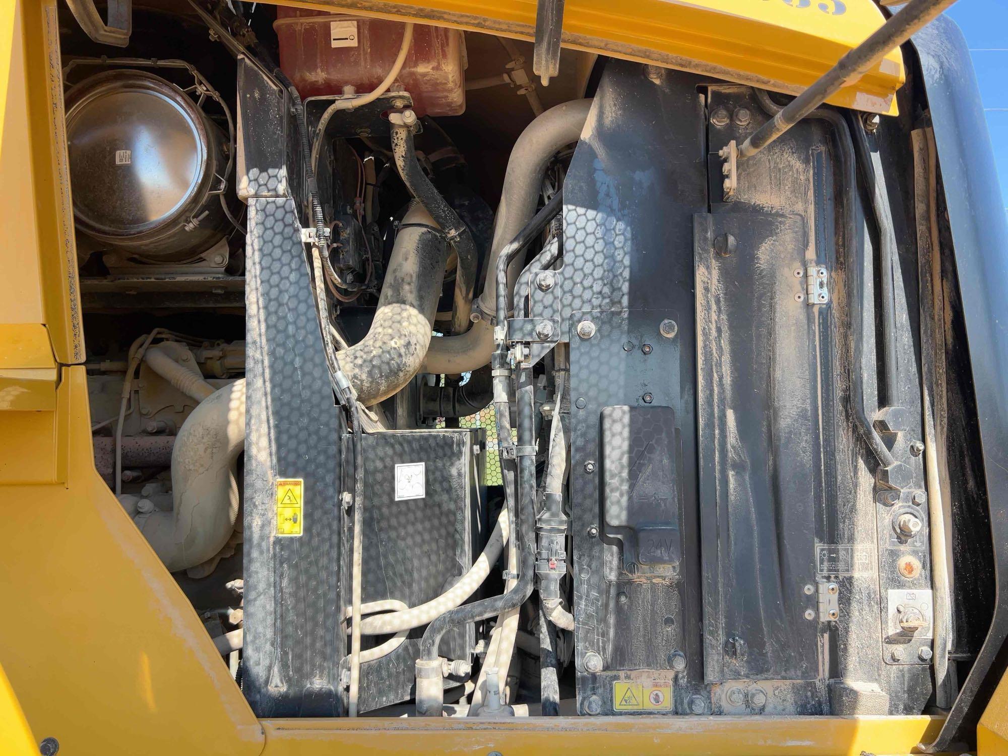 2022 Caterpillar 938M