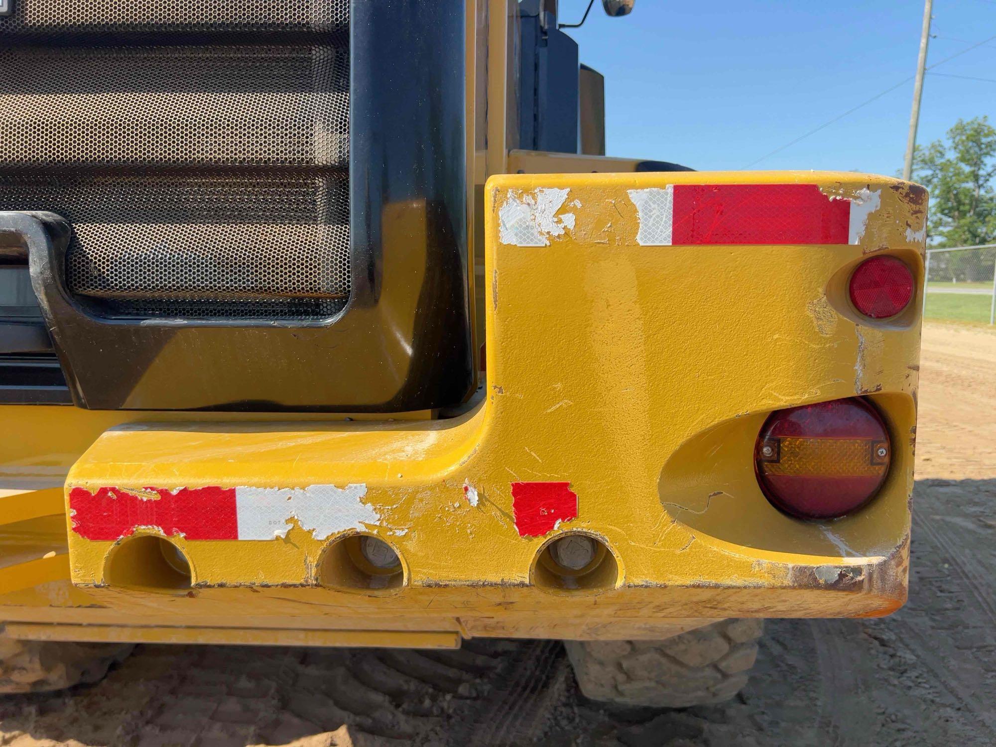2022 Caterpillar 938M
