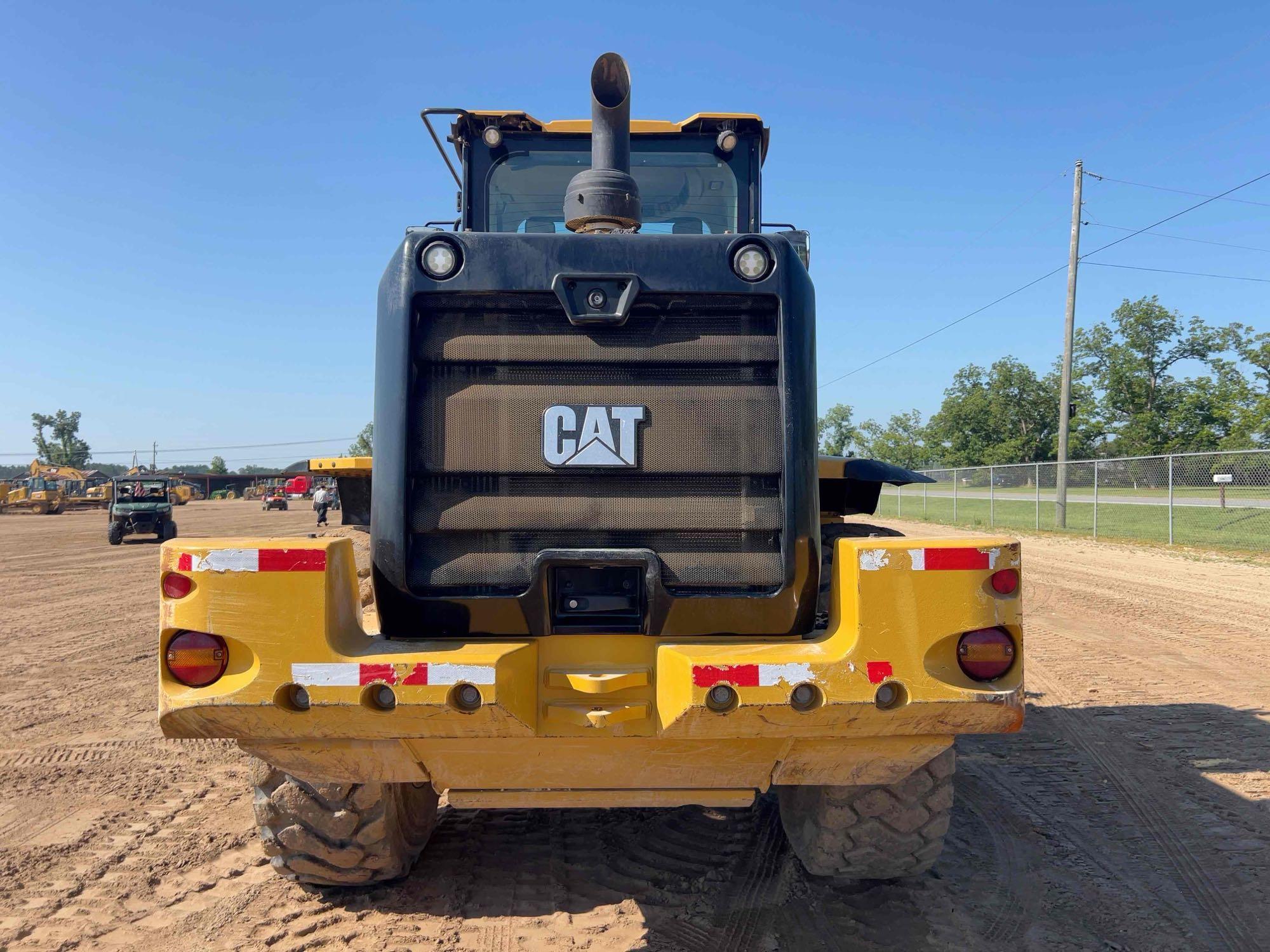 2022 Caterpillar 938M