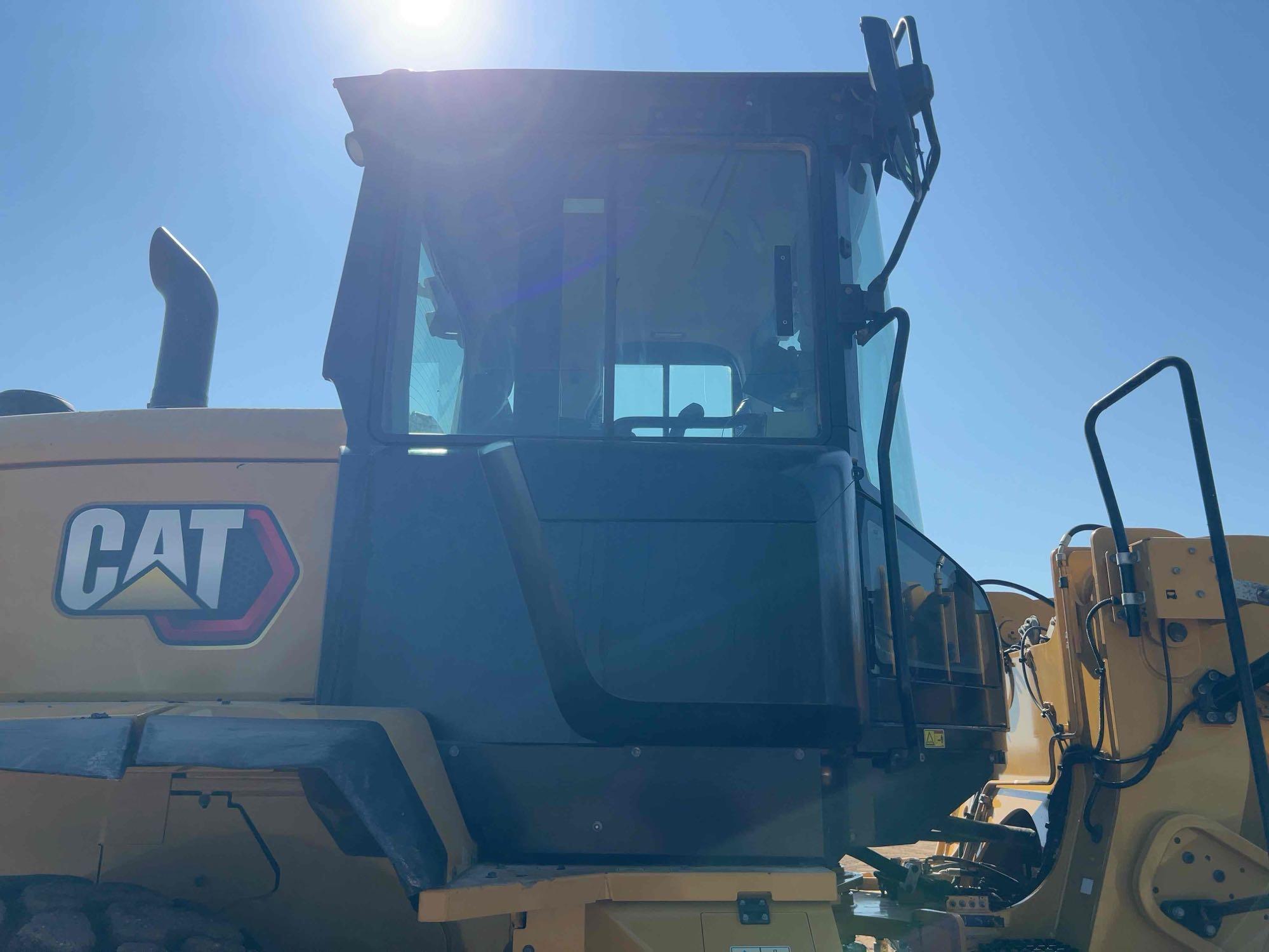 2022 Caterpillar 938M
