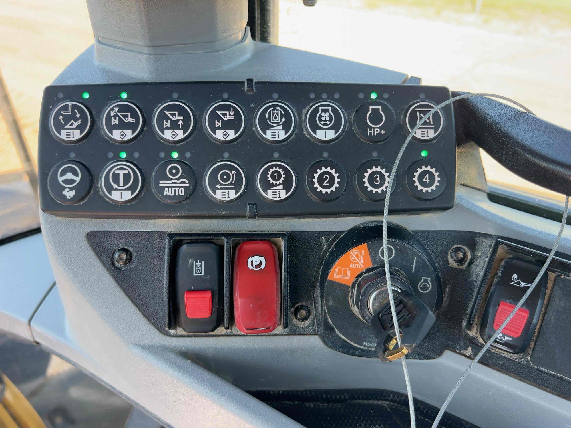 2022 Caterpillar 938M