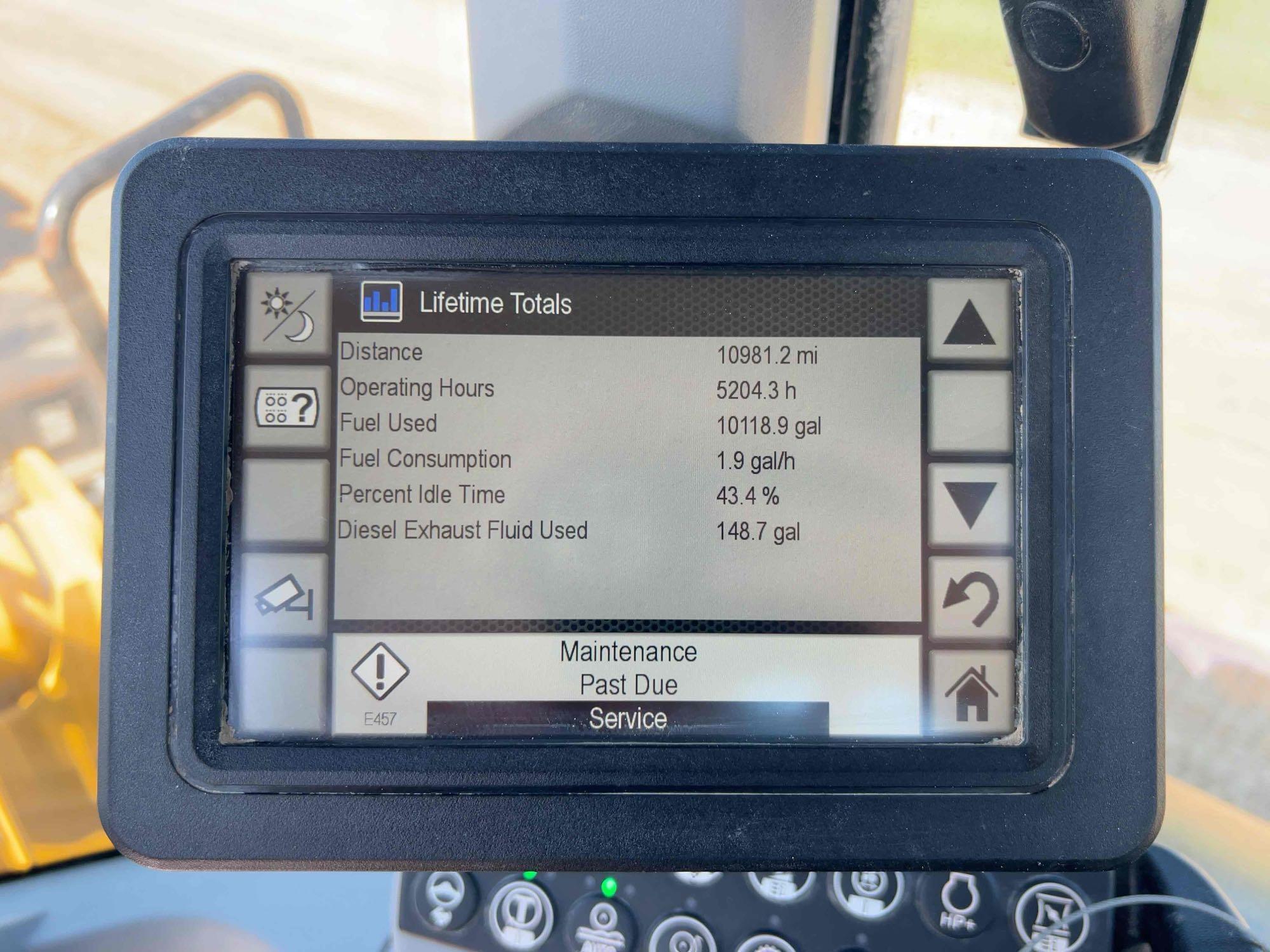 2022 Caterpillar 938M