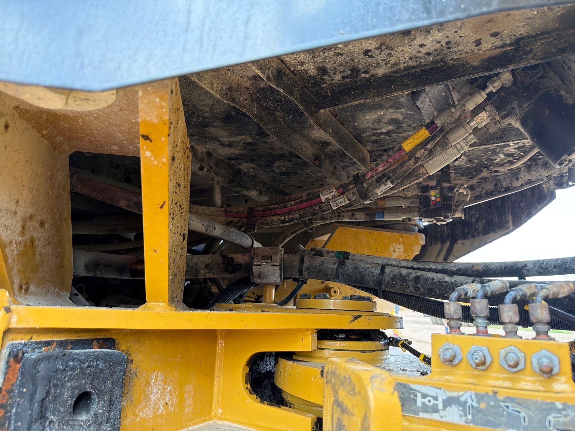 2019 Caterpillar 938M