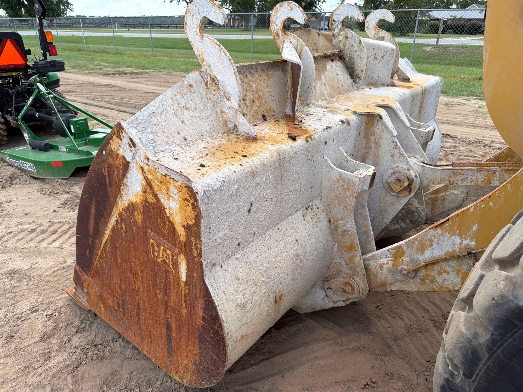 2019 Caterpillar 938M
