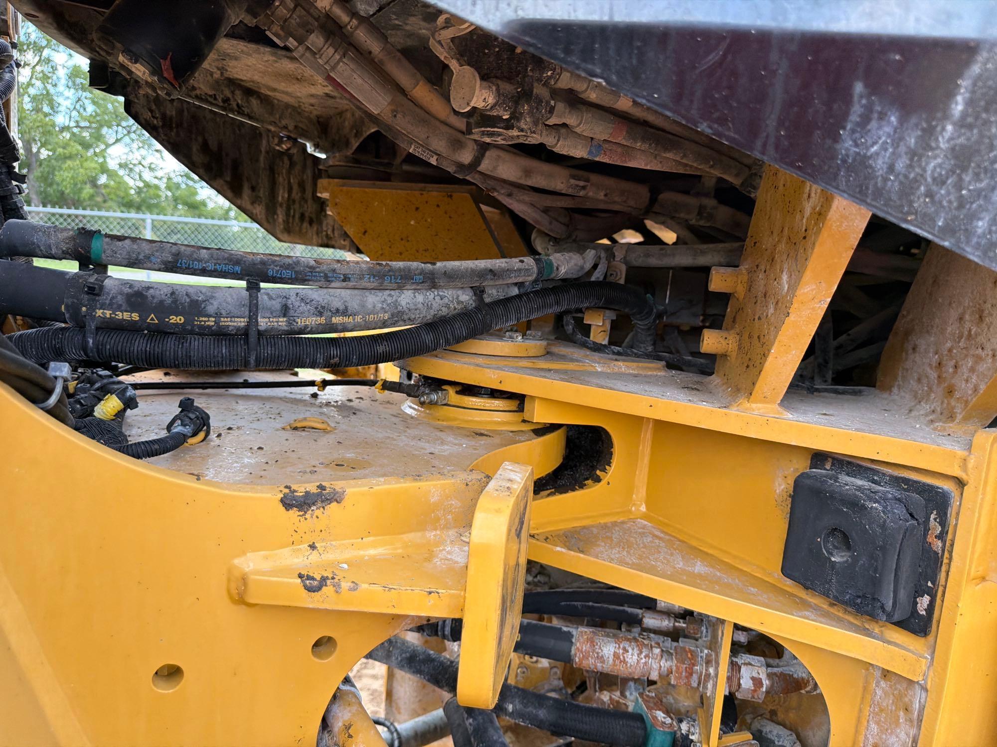 2019 Caterpillar 938M